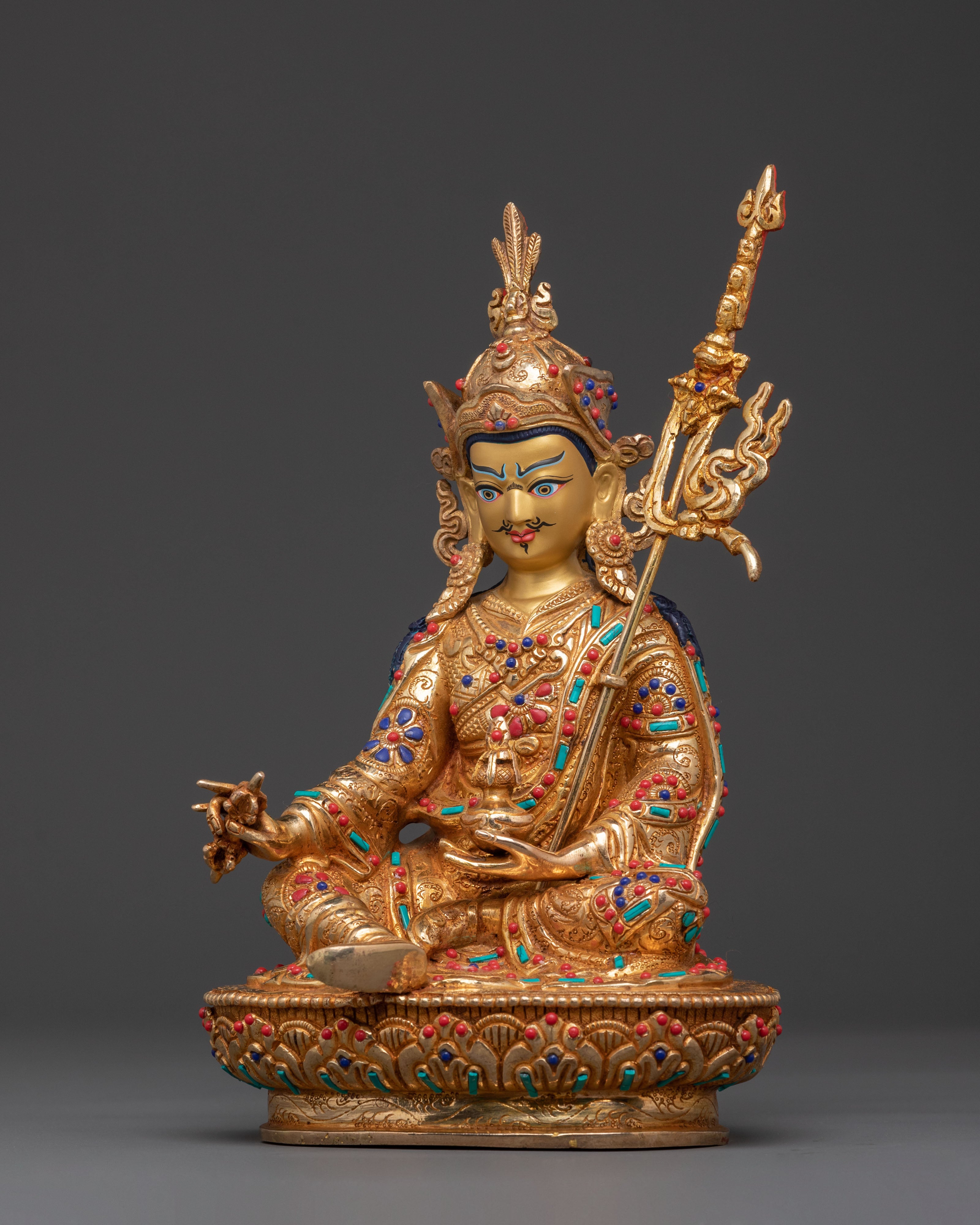 Guru Rinpoche Golden Statue | Spiritual Guidance