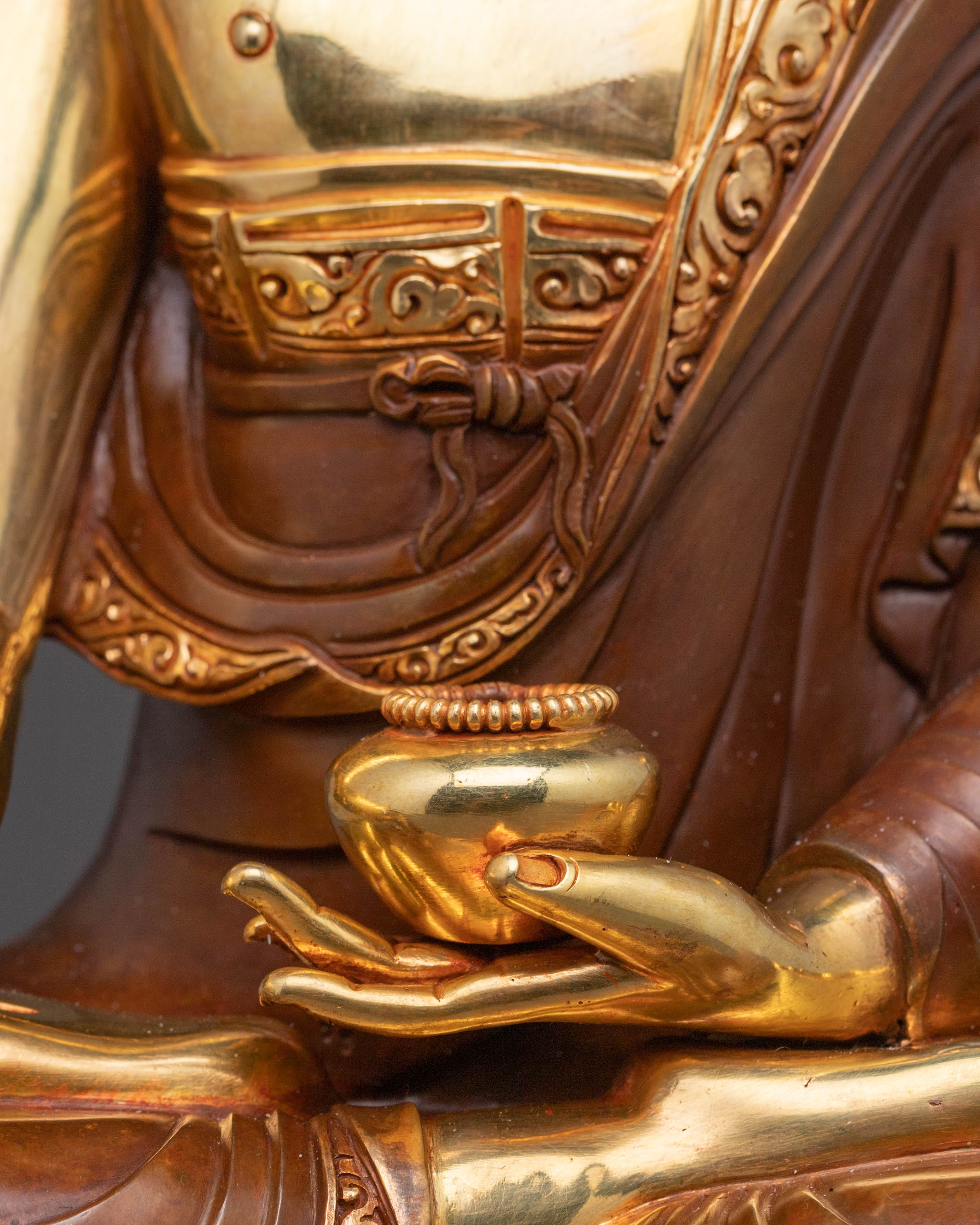 Handcrafted Shakyamuni Buddha Enlightened Statue