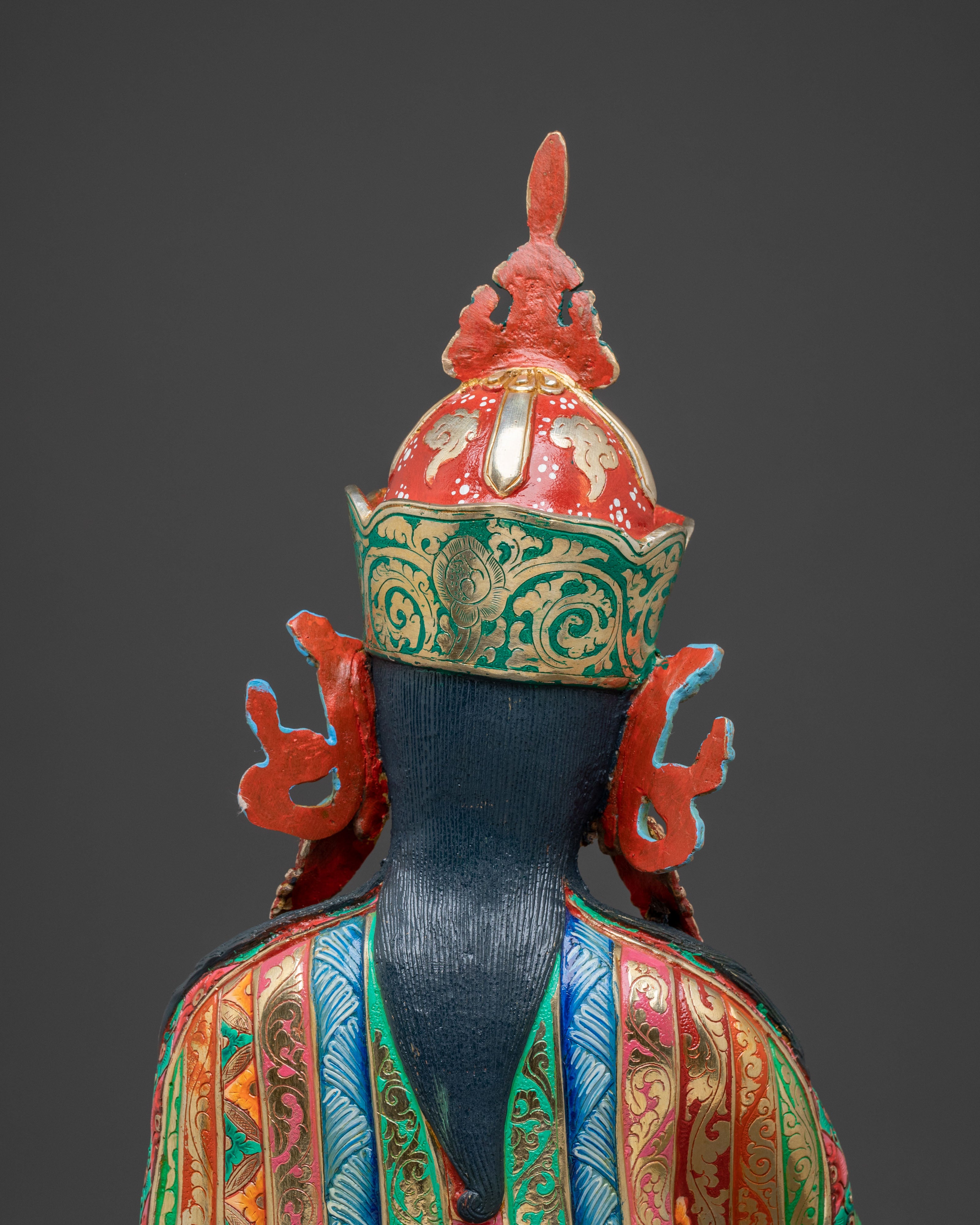 Guru Rinpoche Protector Statue: Sacred Figure