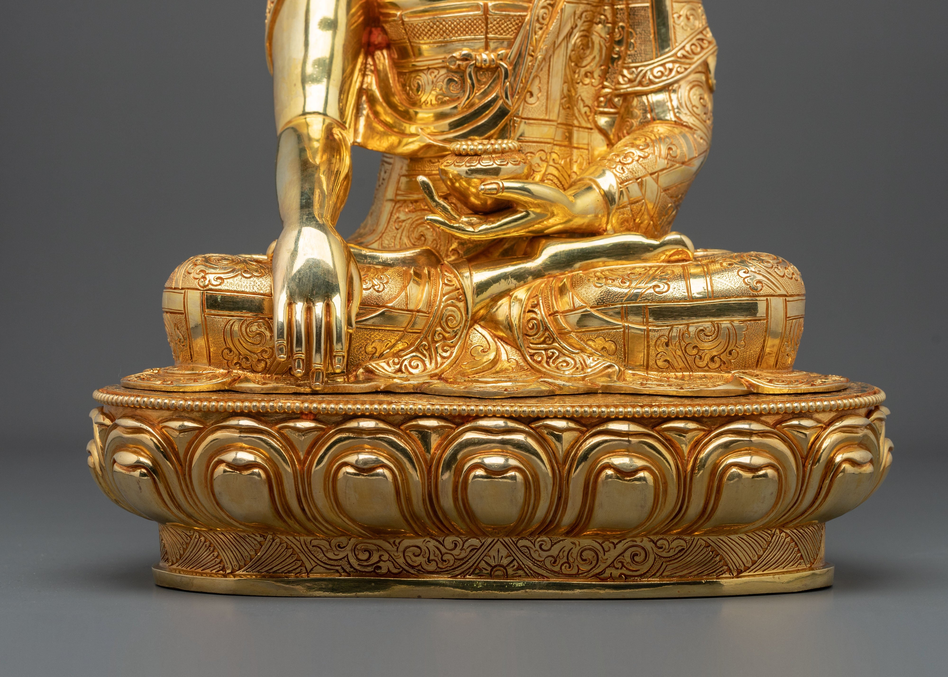 Serene Sage Shakyamuni Buddha Himalayan Sculpture