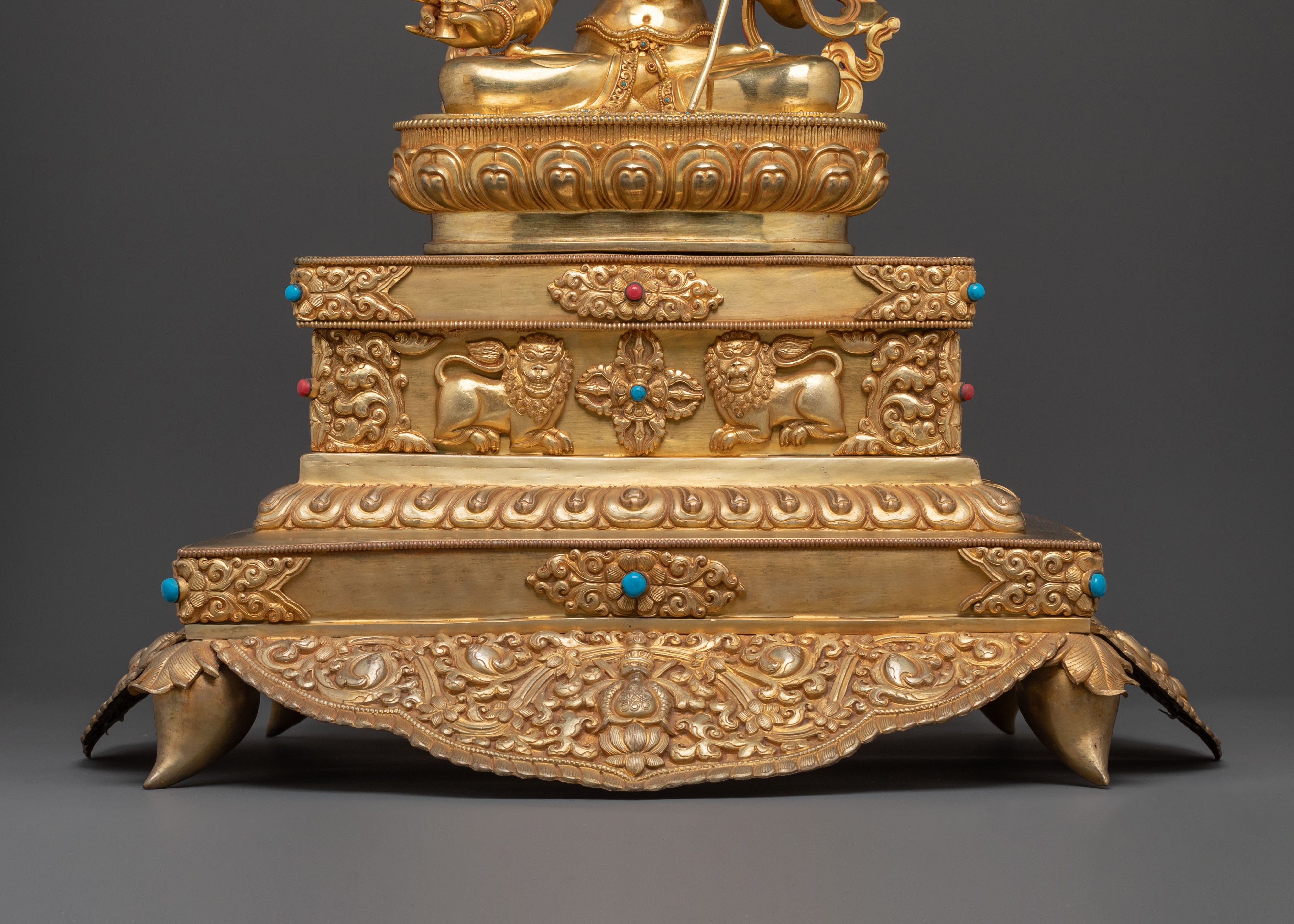 Dukar Statue on Throne | White Umbrella Goddess of Supreme Protection