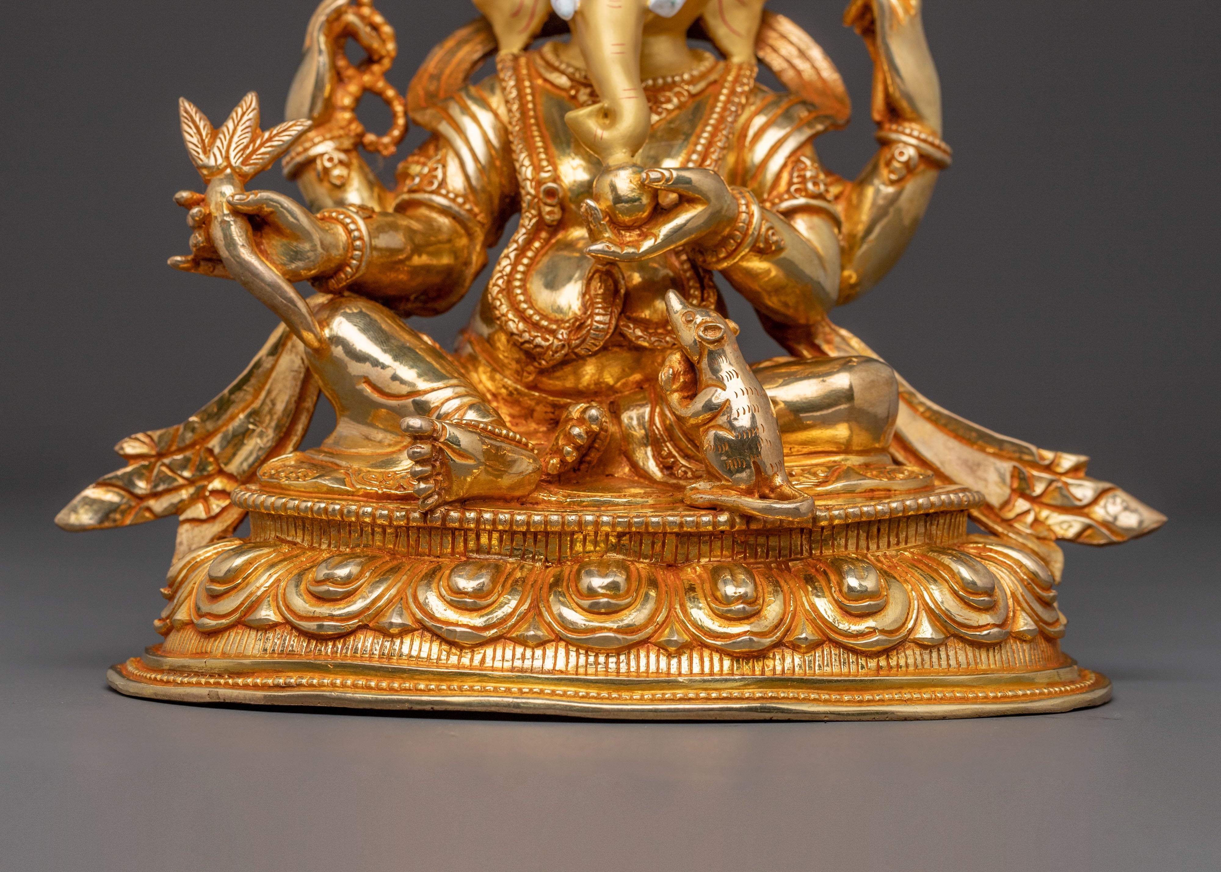 Lord Ganesha Golden Statue: Handcrafted Serenity