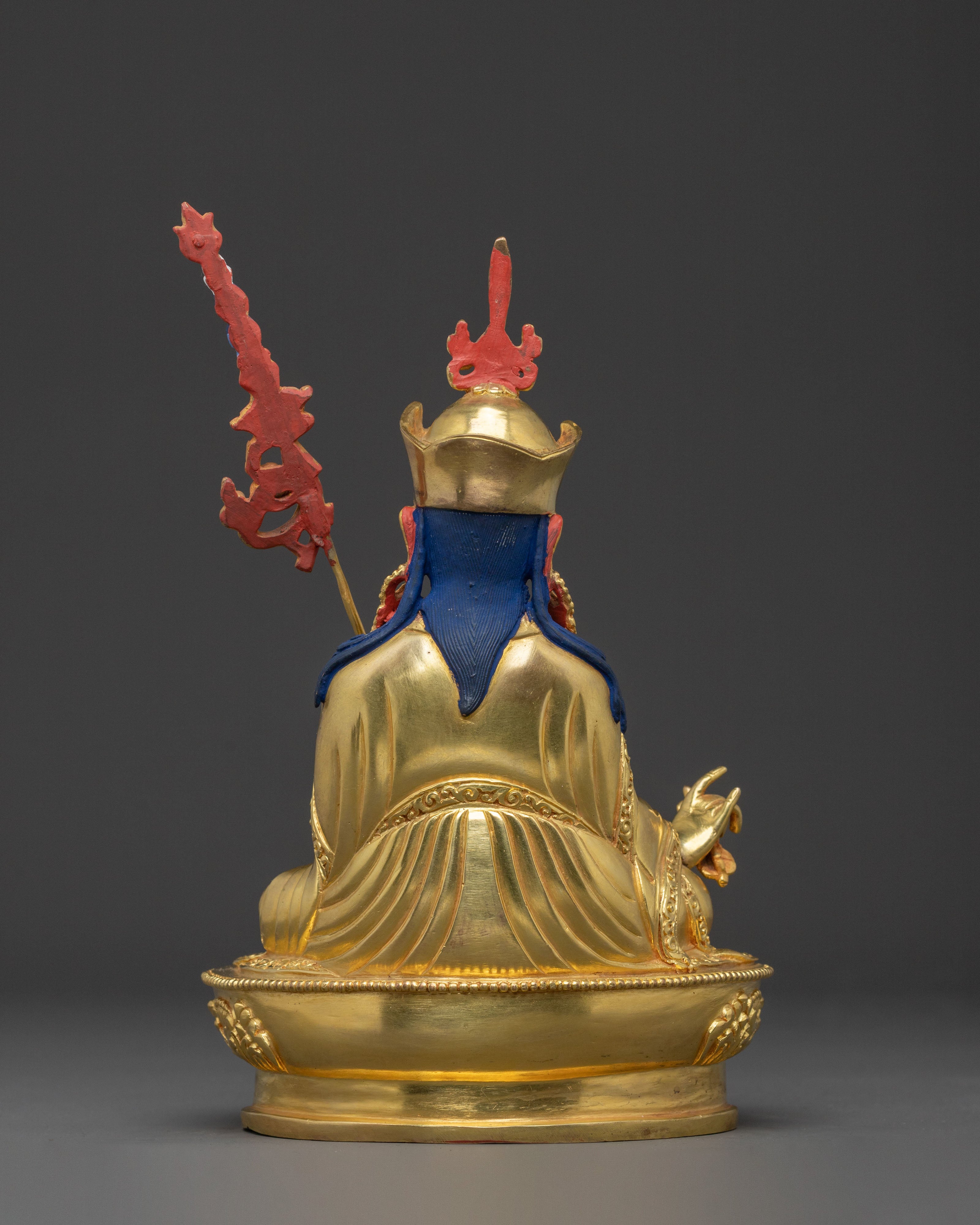 Guru Rinpoche Statue: Sacred Wisdom
