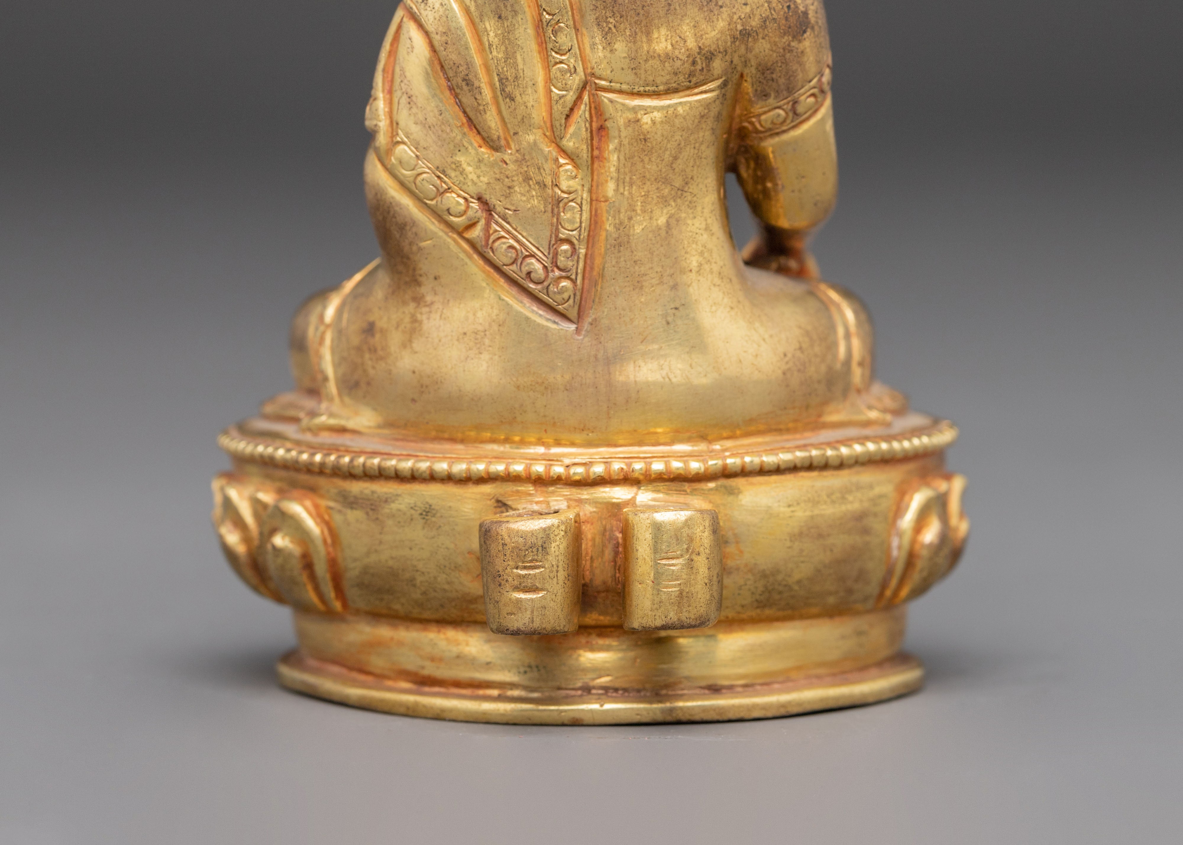 Handcrafted Golden Shakyamuni Buddha Statue | Meditation Decor
