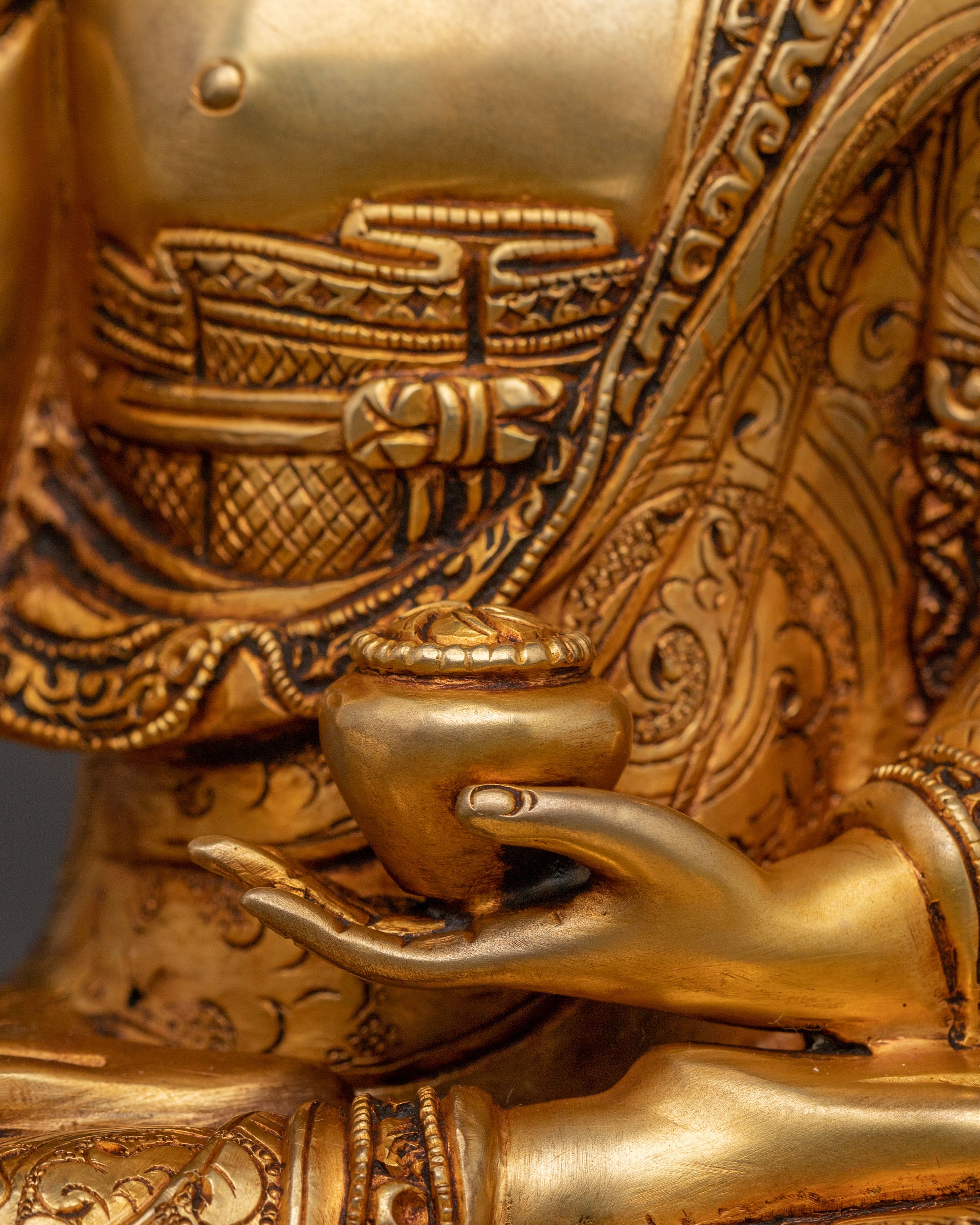 Shakyamuni Buddha Statue: 24K Gold Gilded Copper Rupa