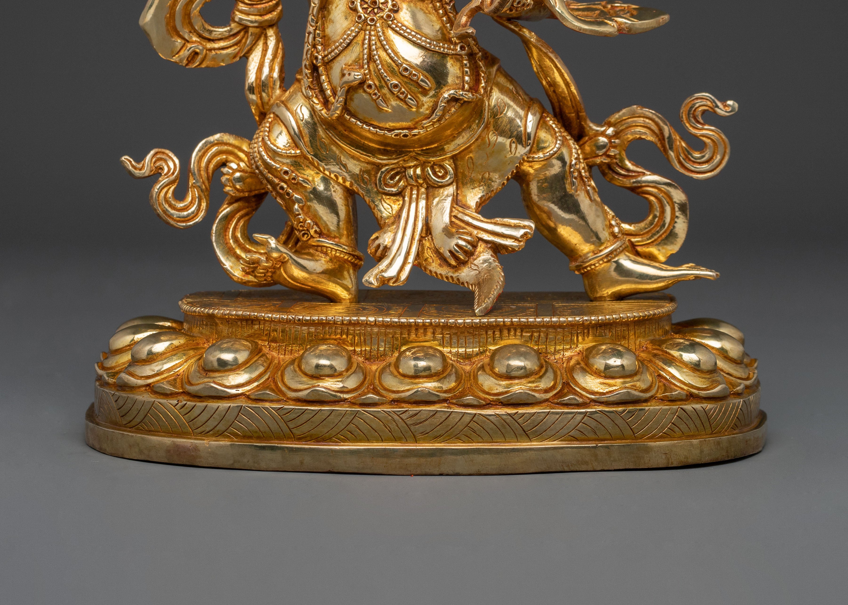 Fierce Protector Vajrapani Figurine | Meditation Decor