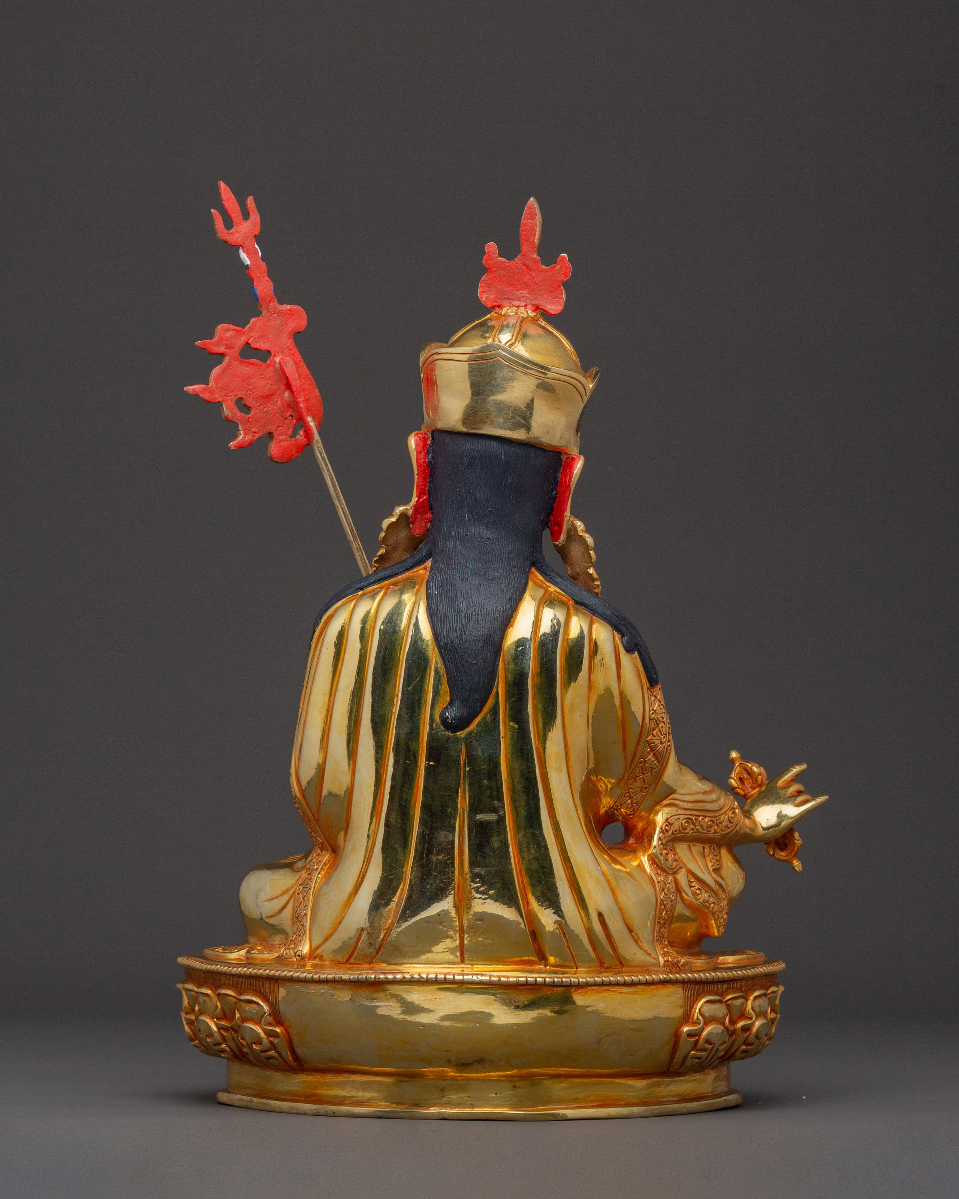 Lotus King Guru Rinpoche Statue – Authentic Nepali Serenity