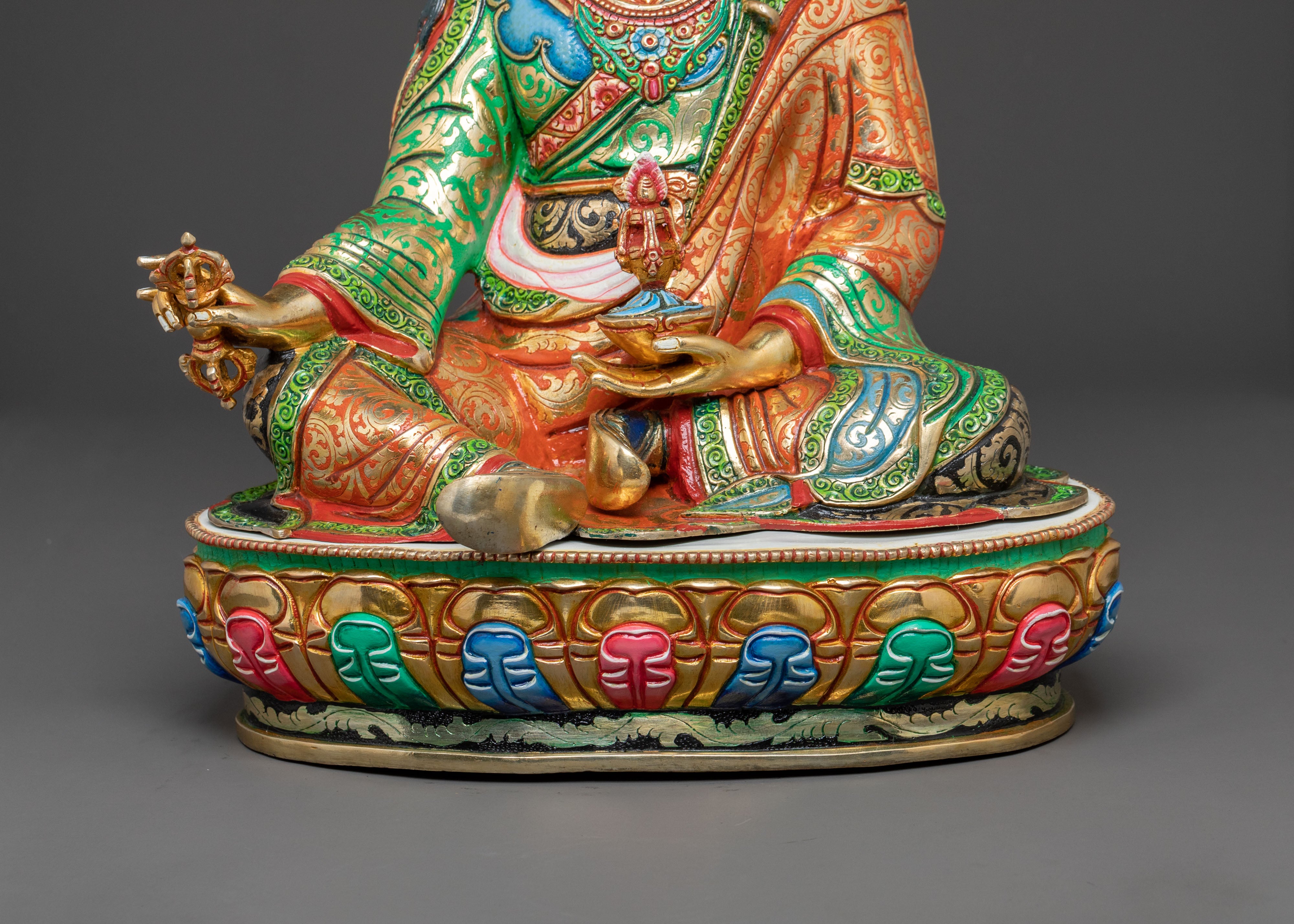 Guru Rinpoche Protector Statue: Sacred Figure