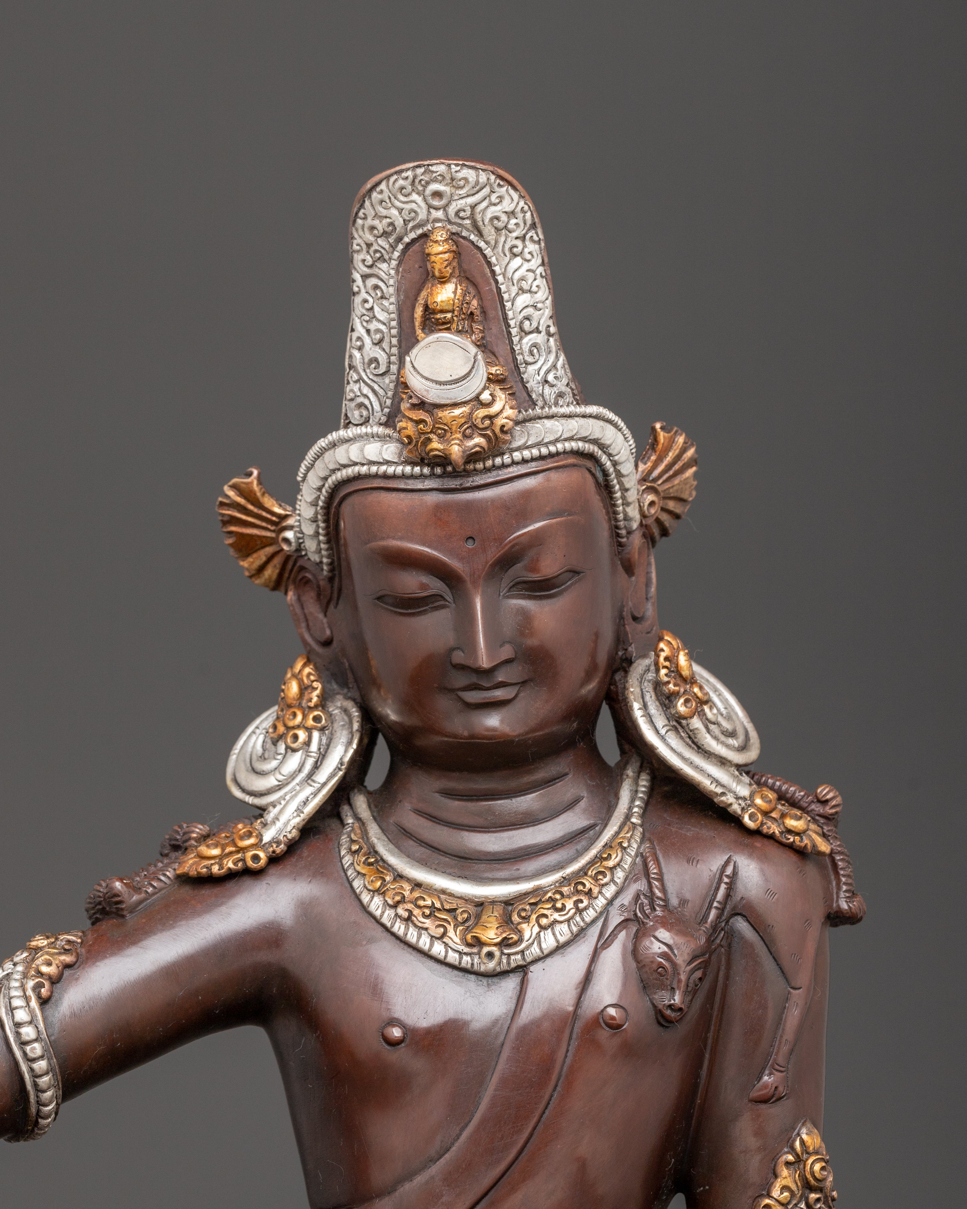 Oxidized Statue of Lokeshwor | Silver Plated Artwork