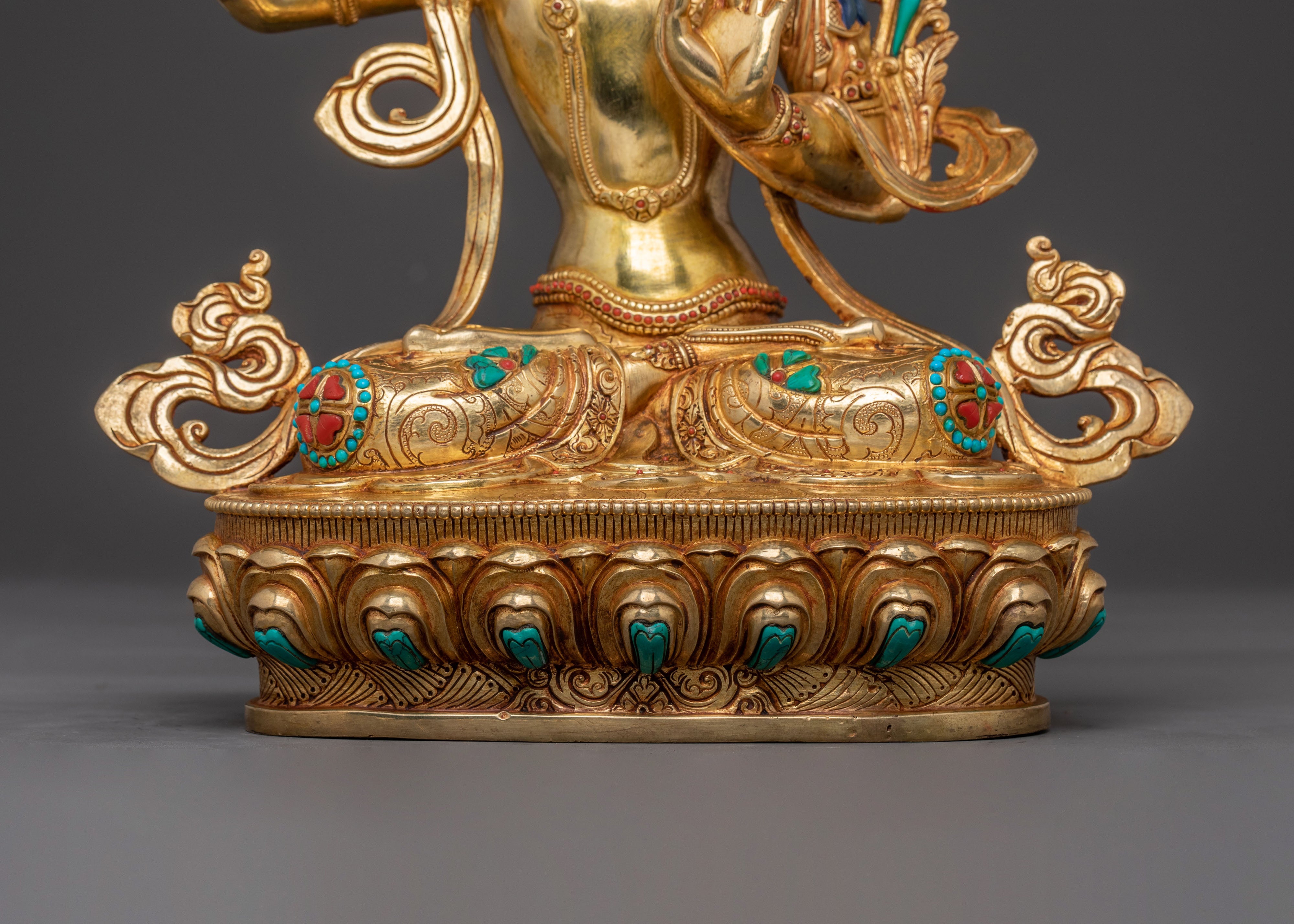Exquisite Wisdom and Intellect Bodhisattva Manjushri Statue – Crystal & 24K Gold Statue
