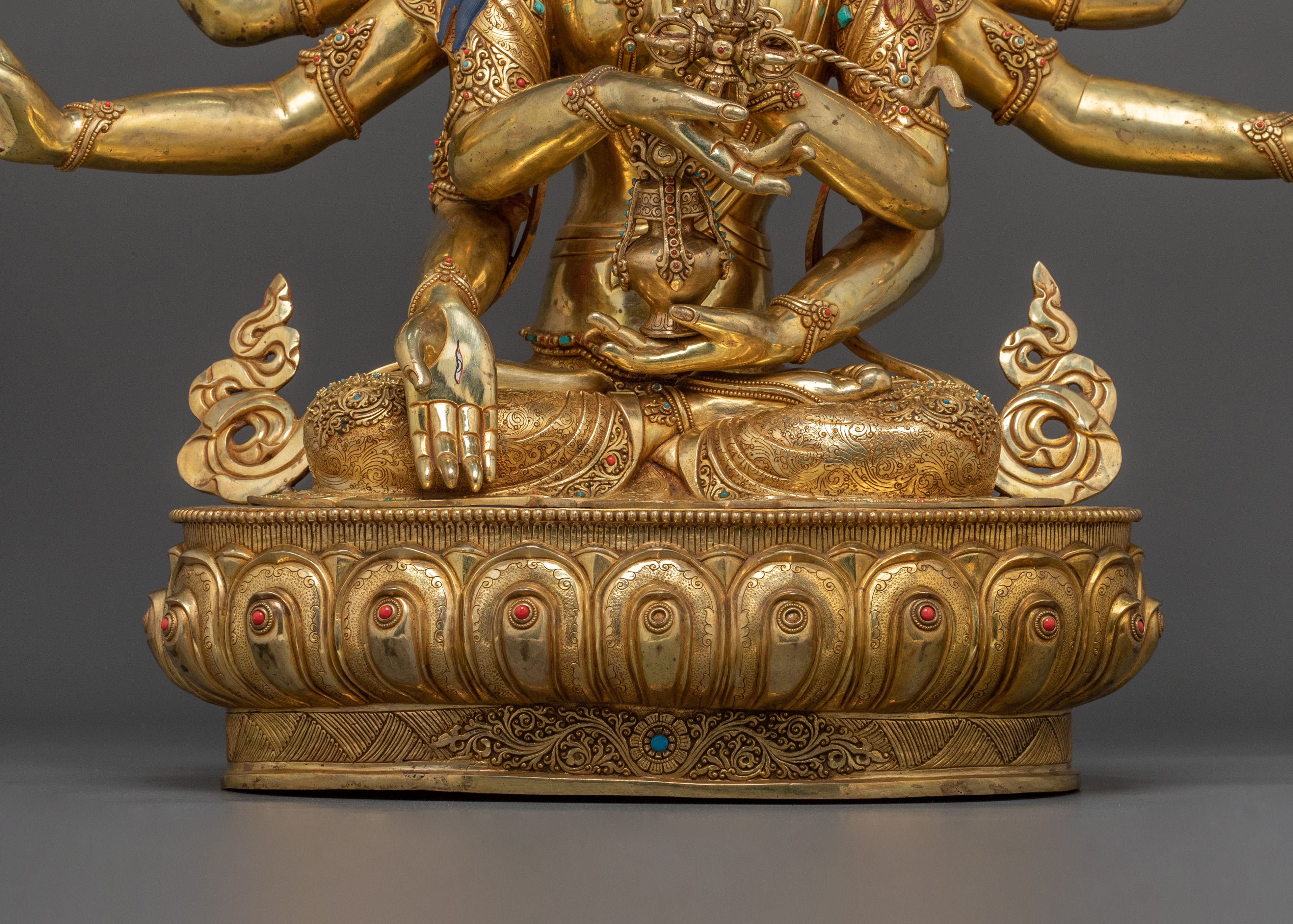 Ushnisha Vijaya Namgyalma Statue | Home Decor