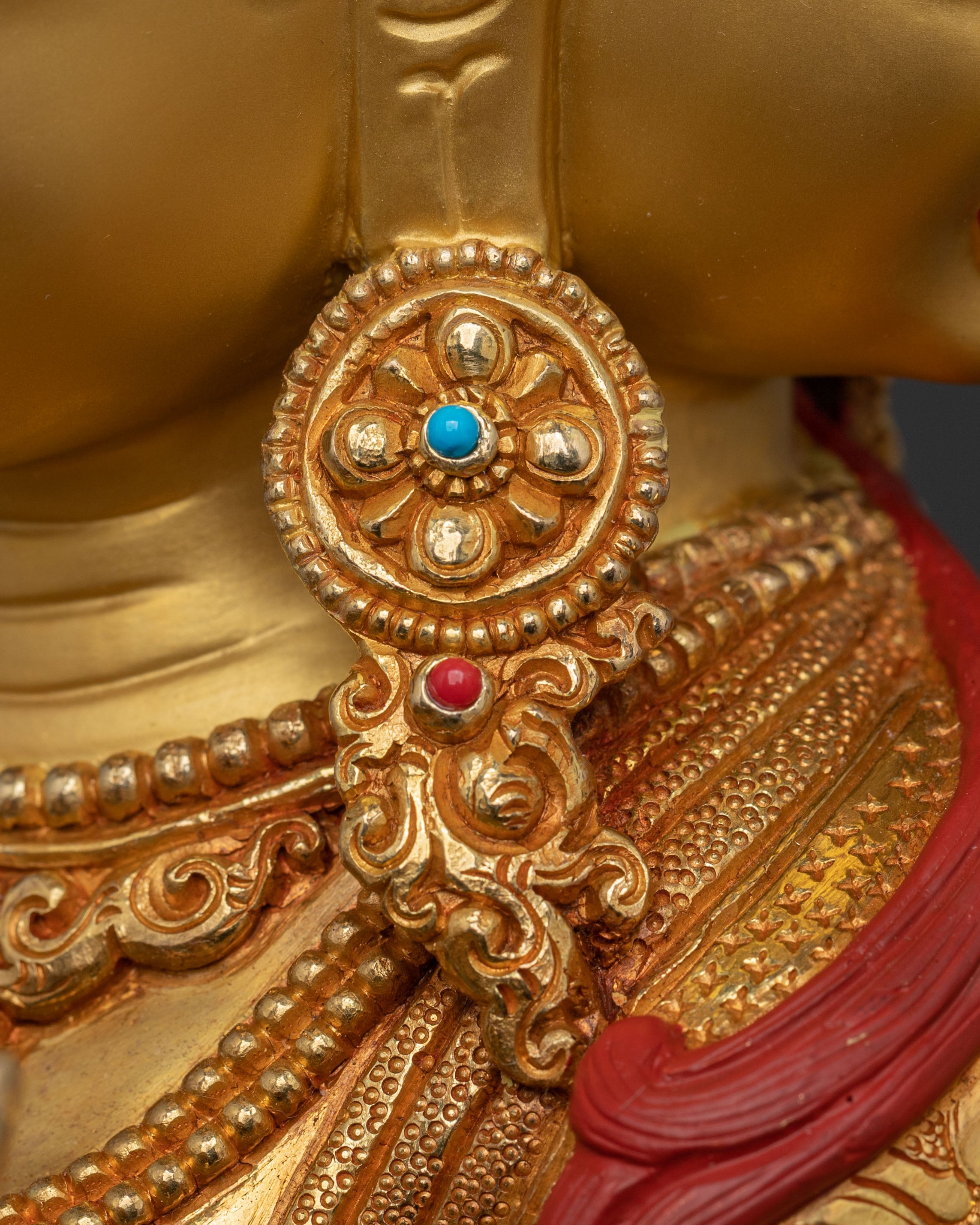 Namgyalma Bodhisattva: Figurine with Antique Finish
