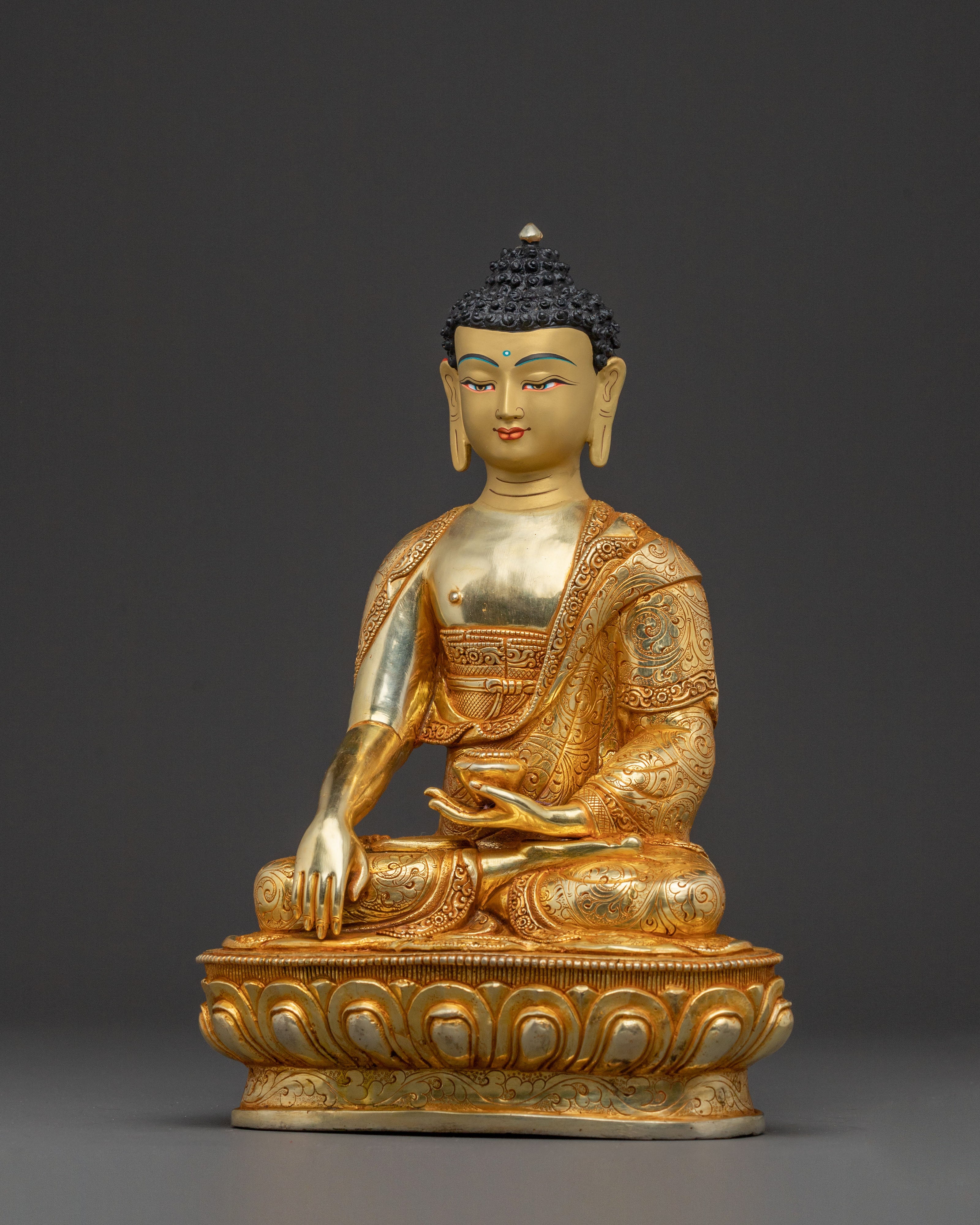 Shakyamuni Buddha Statue: Gilded Meditation Decor