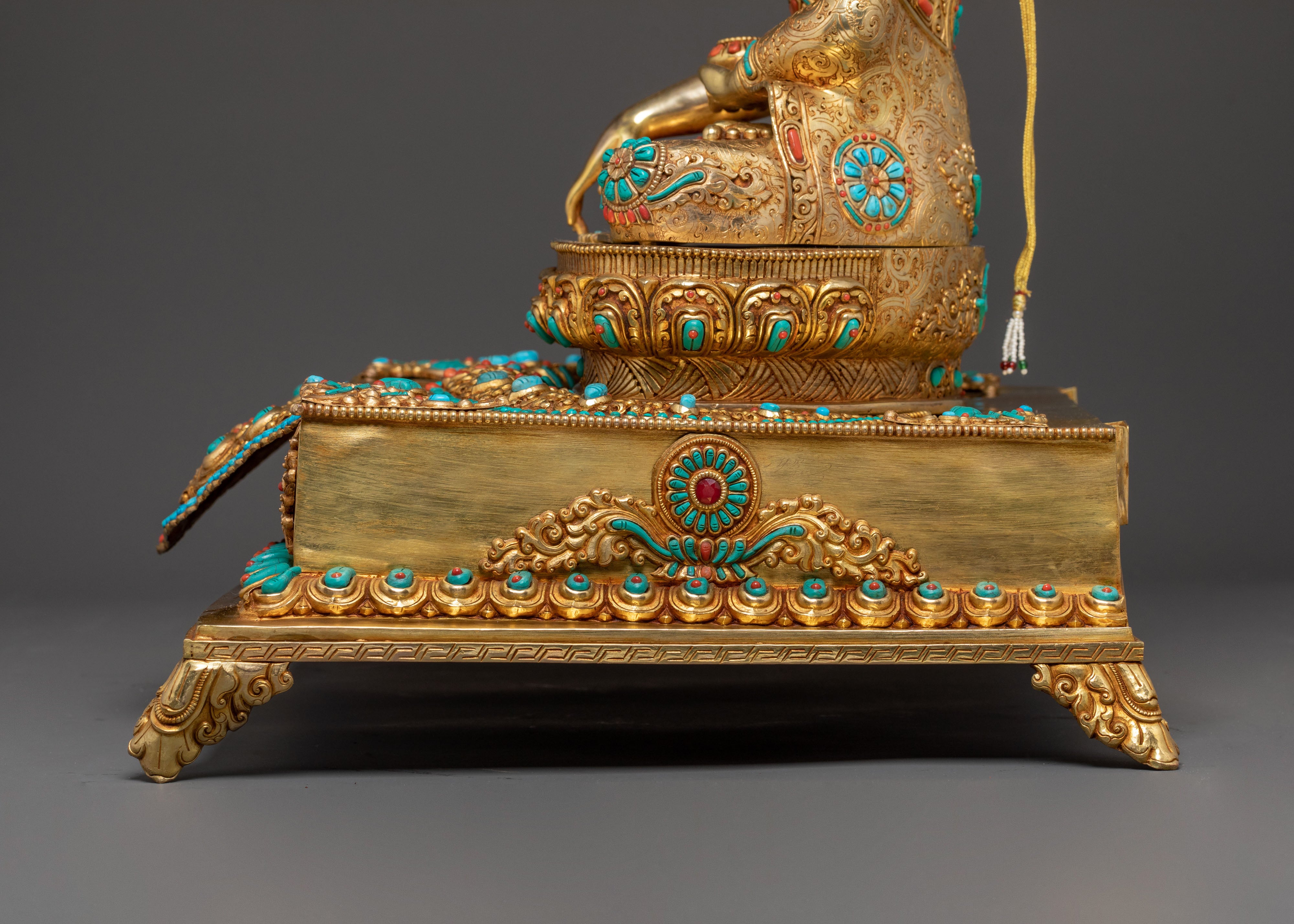 Crown Shakyamuni Buddha On Throne | Altar Decor