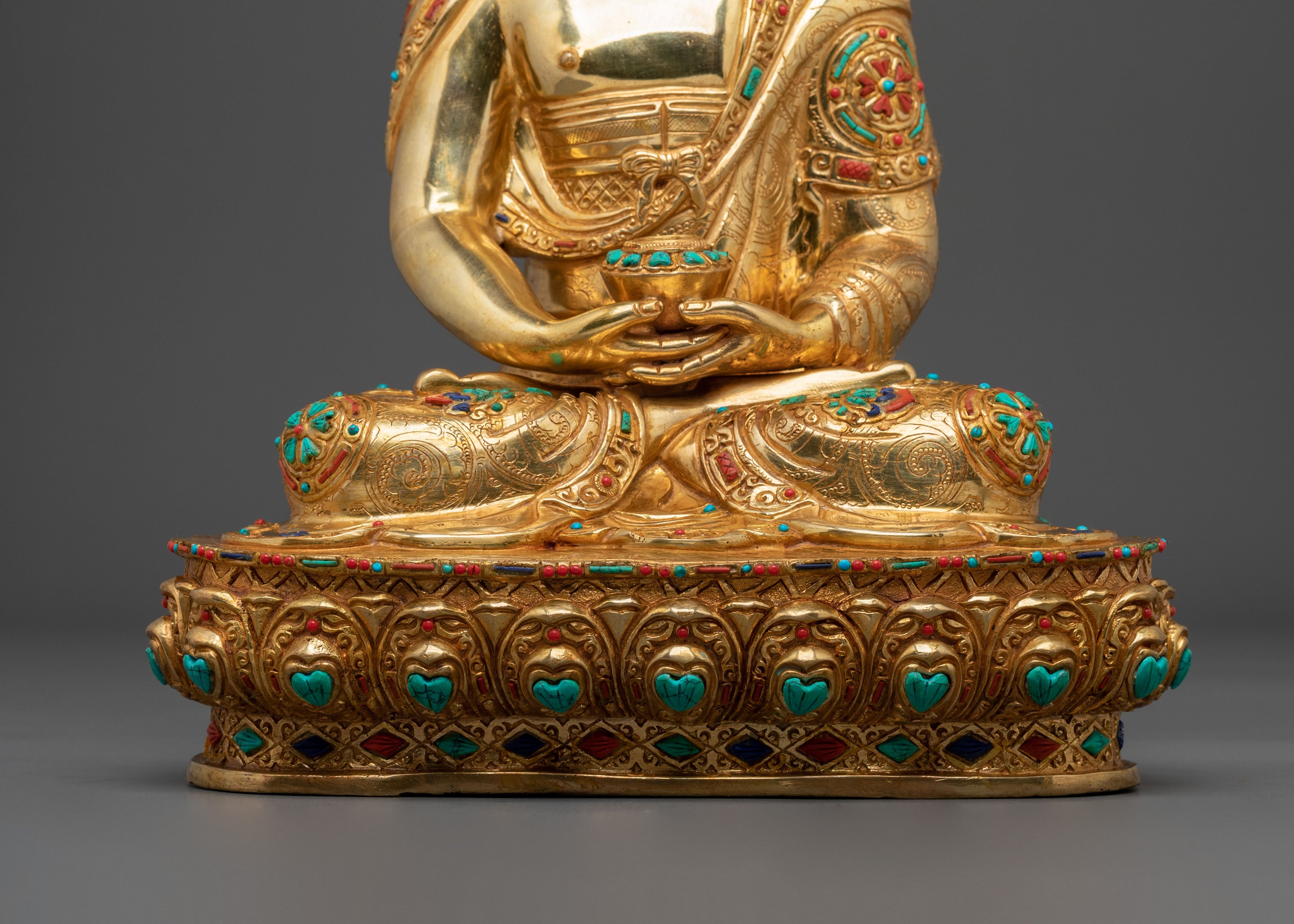 Amitabha Pure Statue: Symbol of Pure Land Enlightenment
