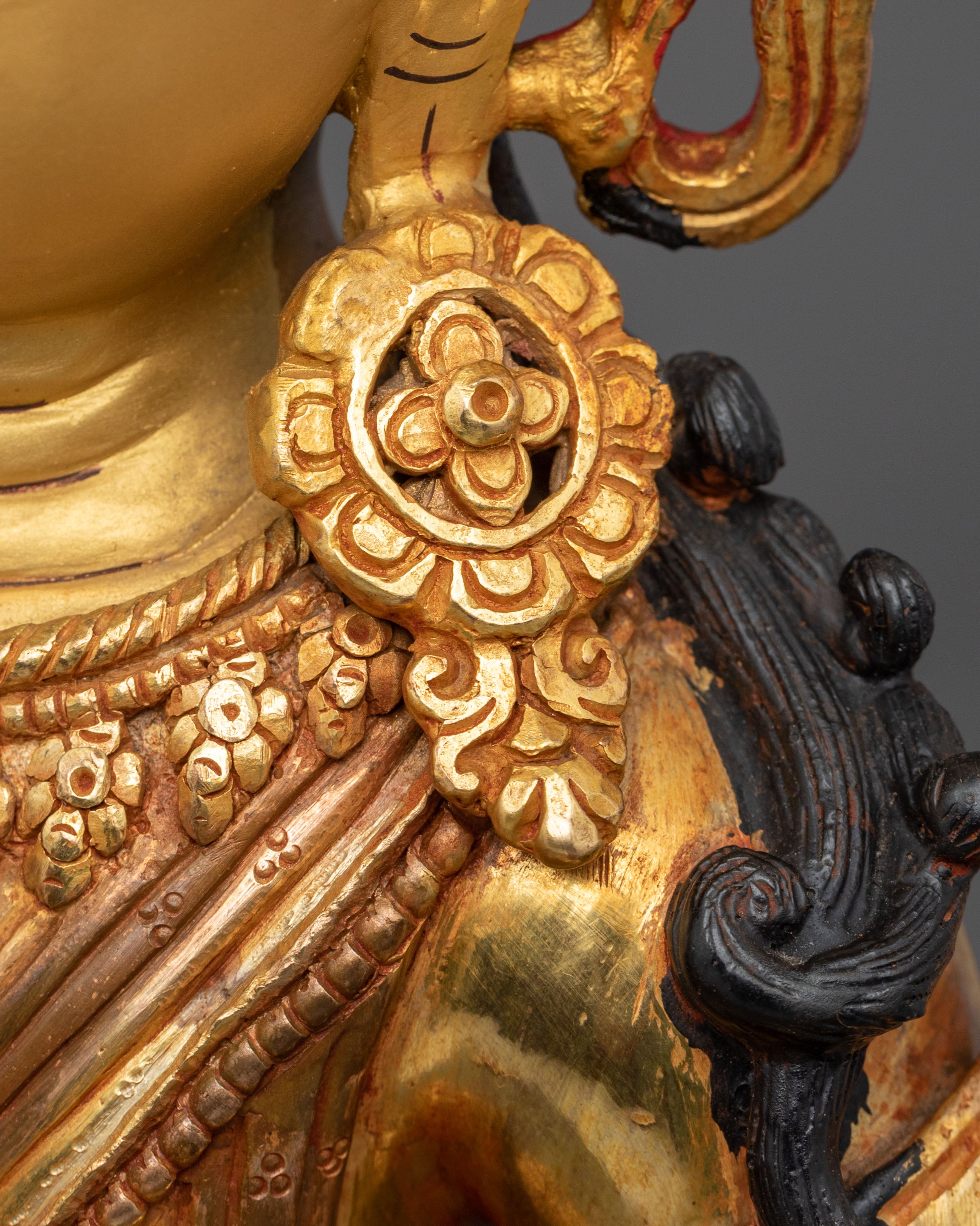 Vajrasattva Statue: Buddha of Purification and Wisdom