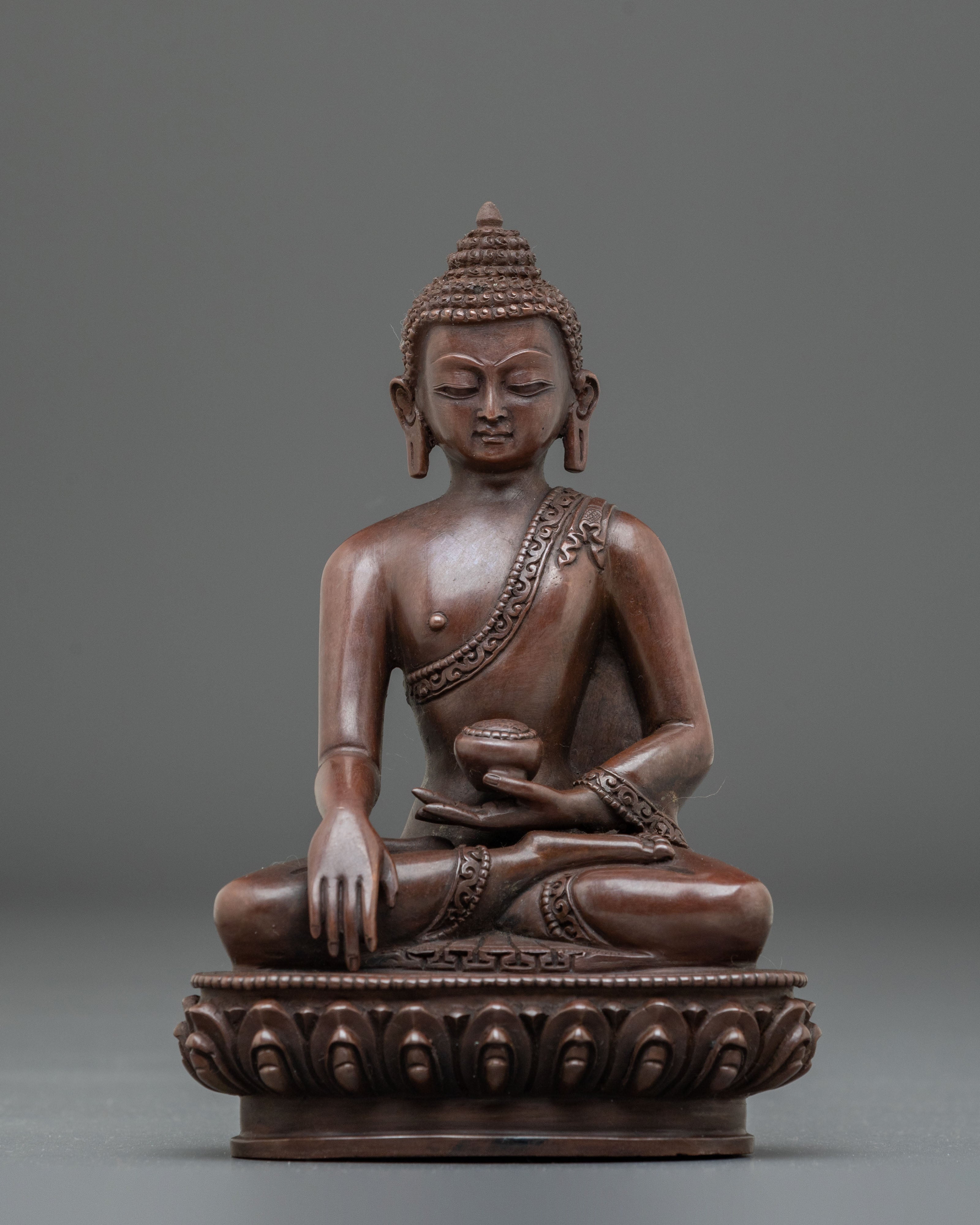 Shakyamuni Buddha Statue