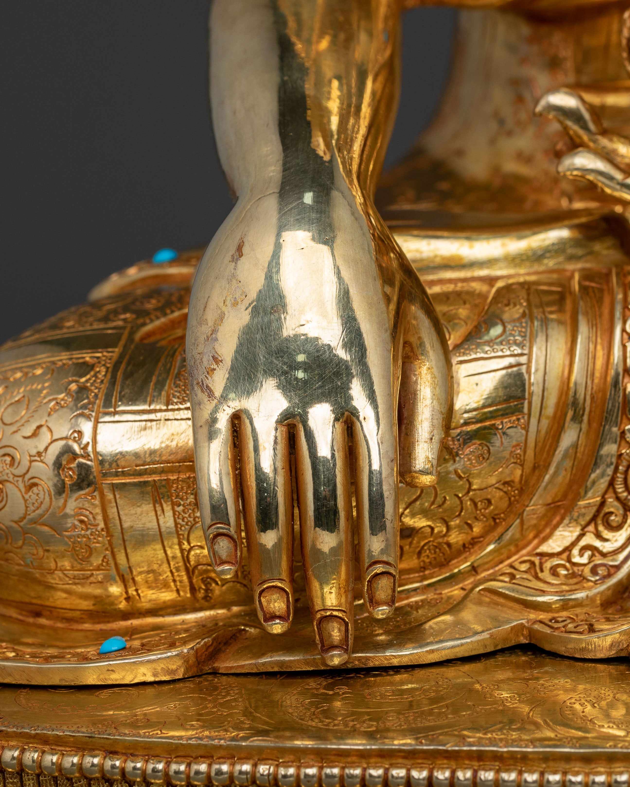 Golden Figurine of Shakyamuni Buddha
