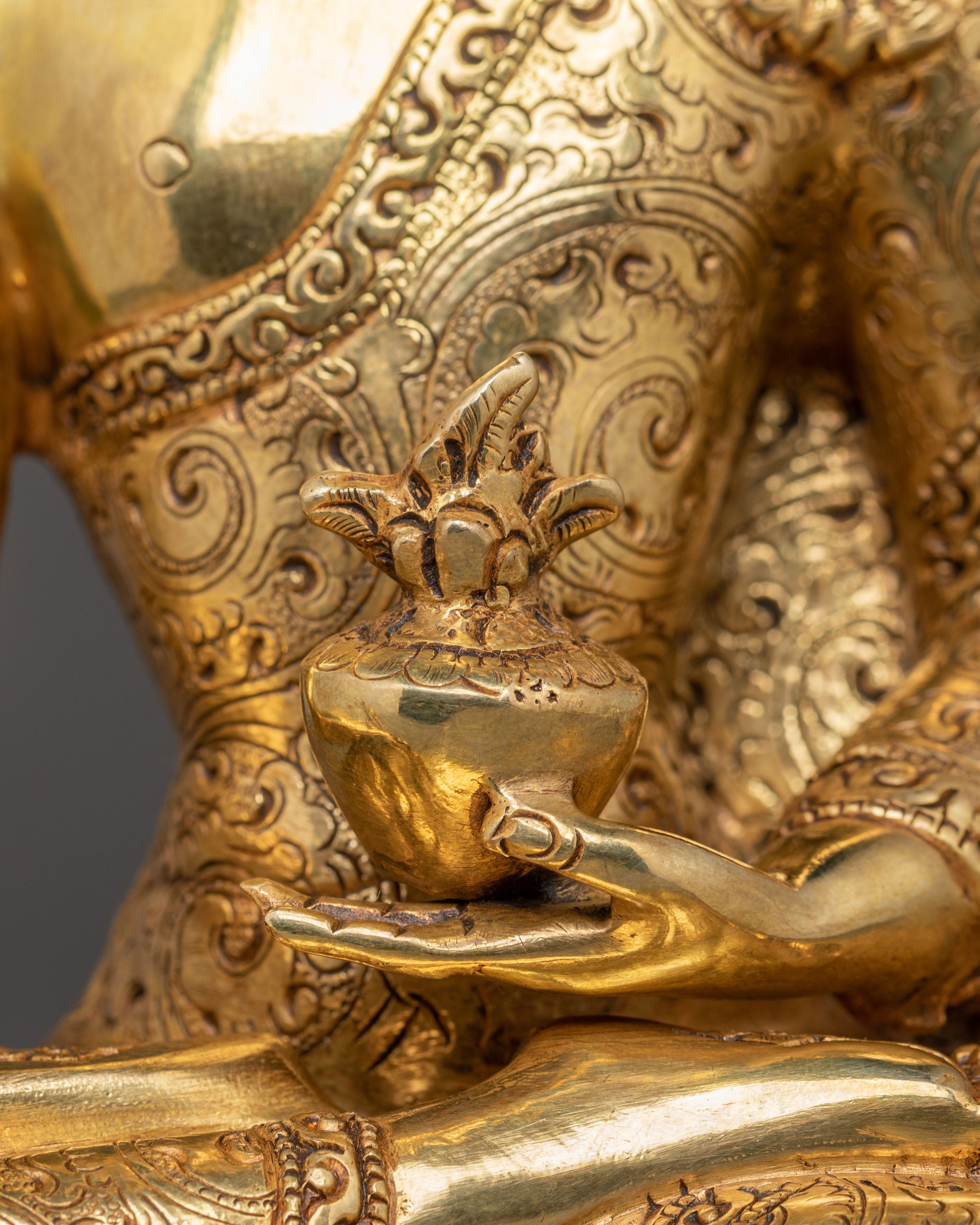 Serene Radiant Healing Buddha Statue | Symbol of Enlightenment