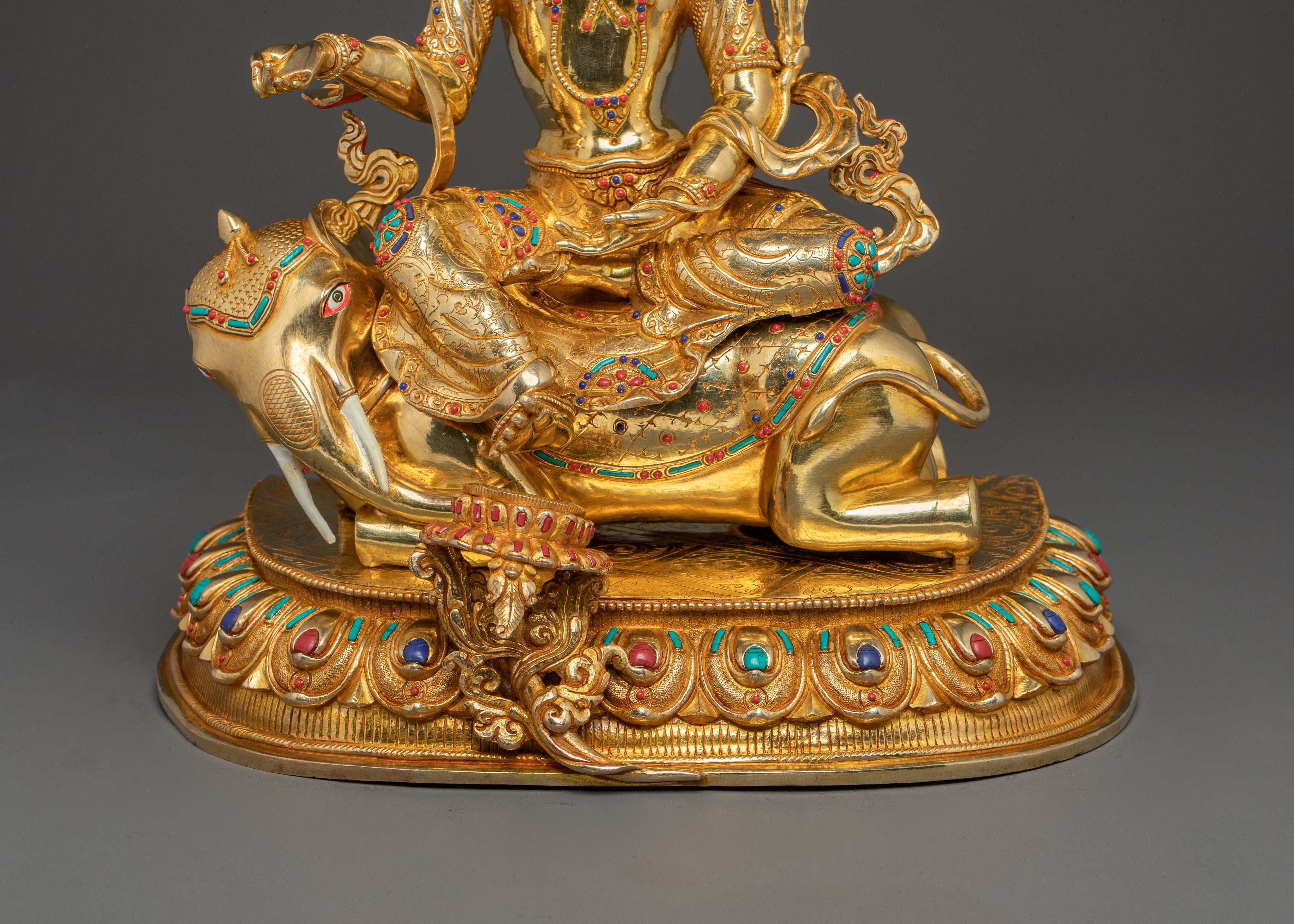 Handcrafted Samanthabhadra Statue: Gilded Copper Art