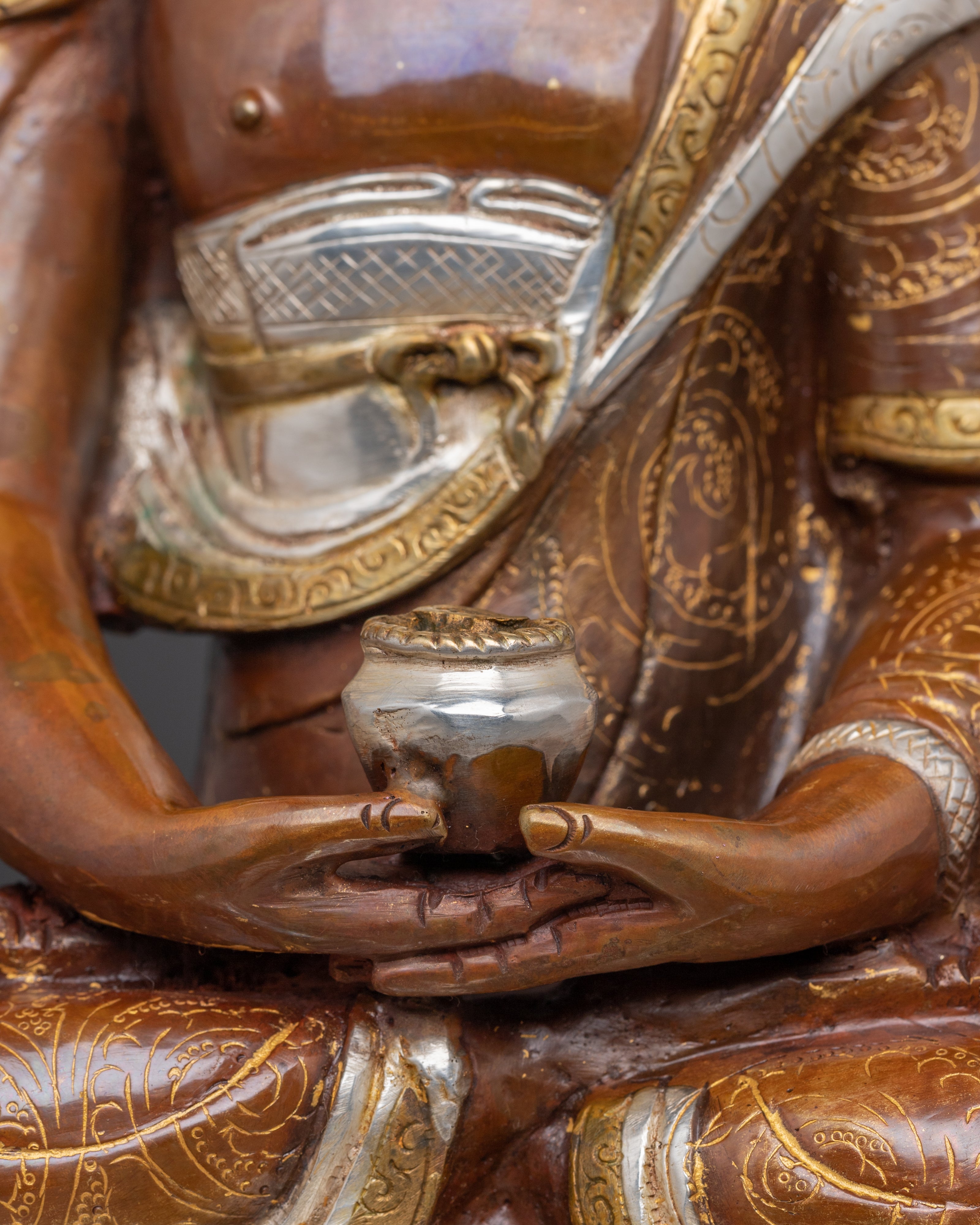 Serene Statue of Buddha Amitabha | Ruler of the Pure Land