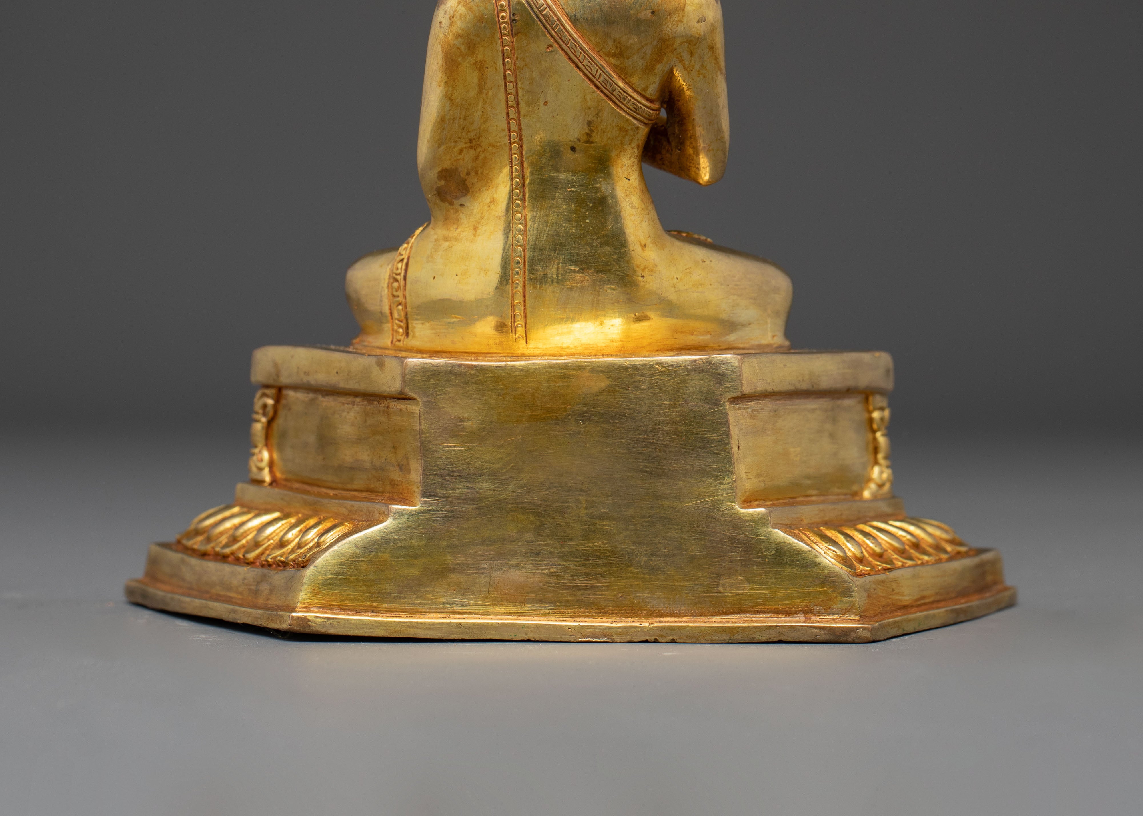 Nagarjuna Statue: Founder of Madhyamaka Philosophy