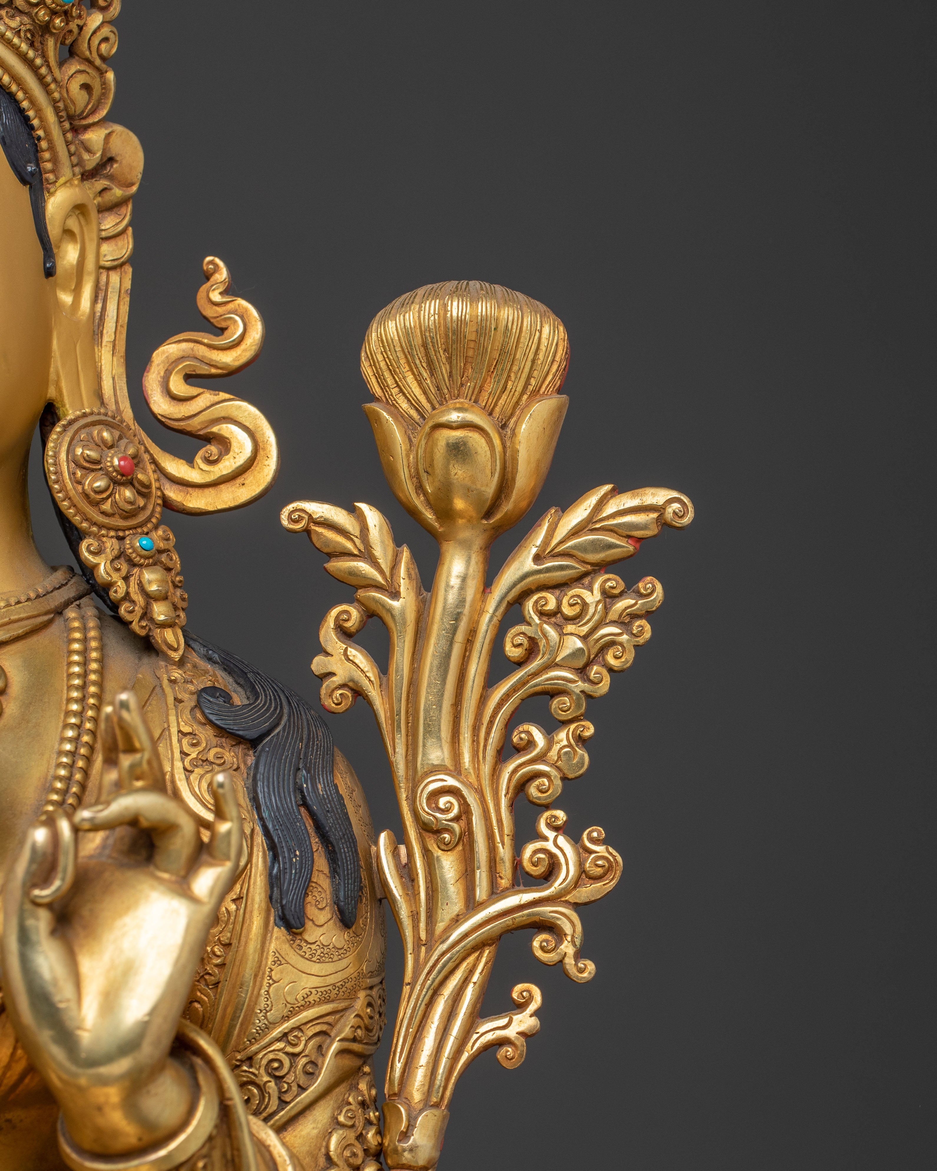 Sacred Green Tara Altar Statue – Hand-Gilded Copper