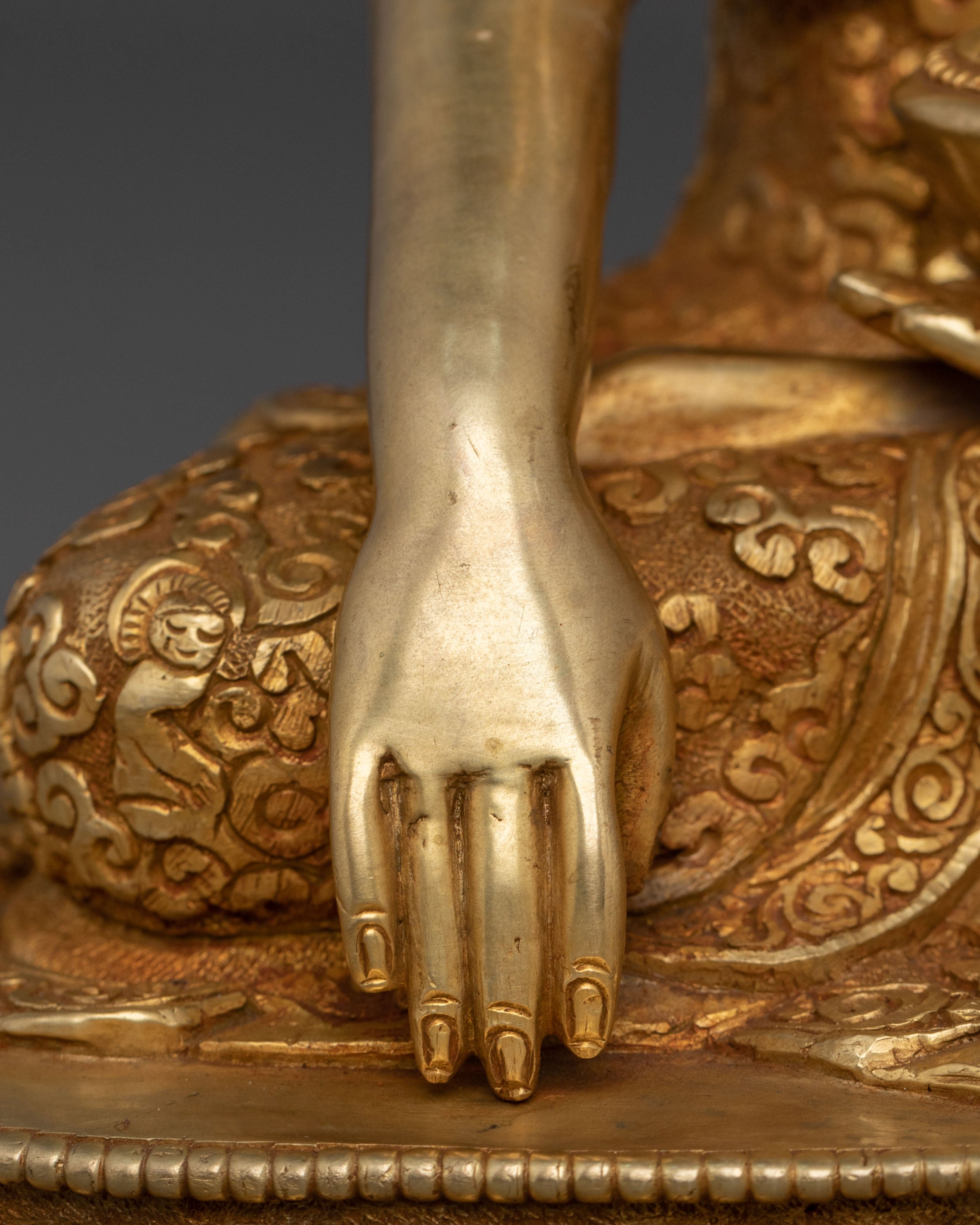 Traditional Shakyamuni Buddha Statue | Historical Buddha