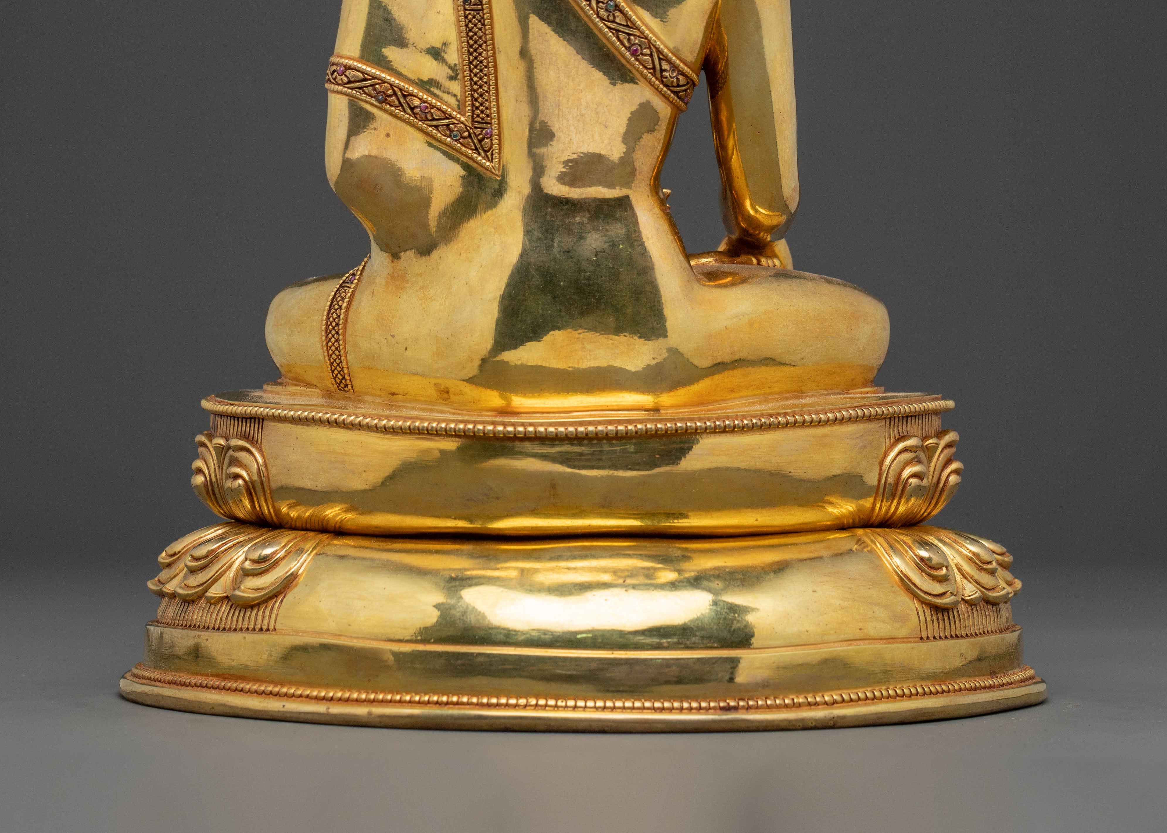 Shakyamuni Buddha Spiritual Statue | Calm Serenity