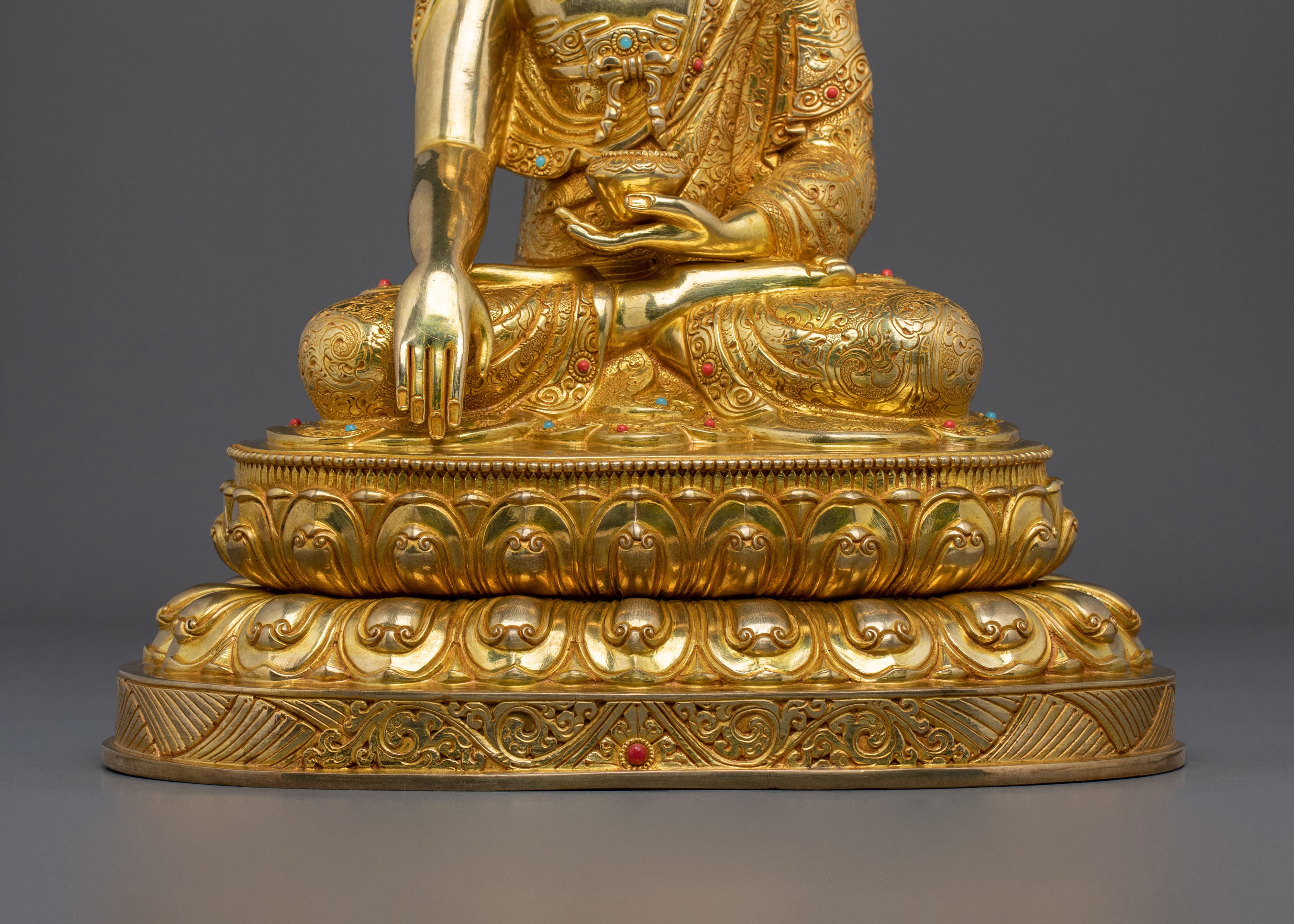 Shakyamuni Buddha Statue | Handmade Elegant Figurine