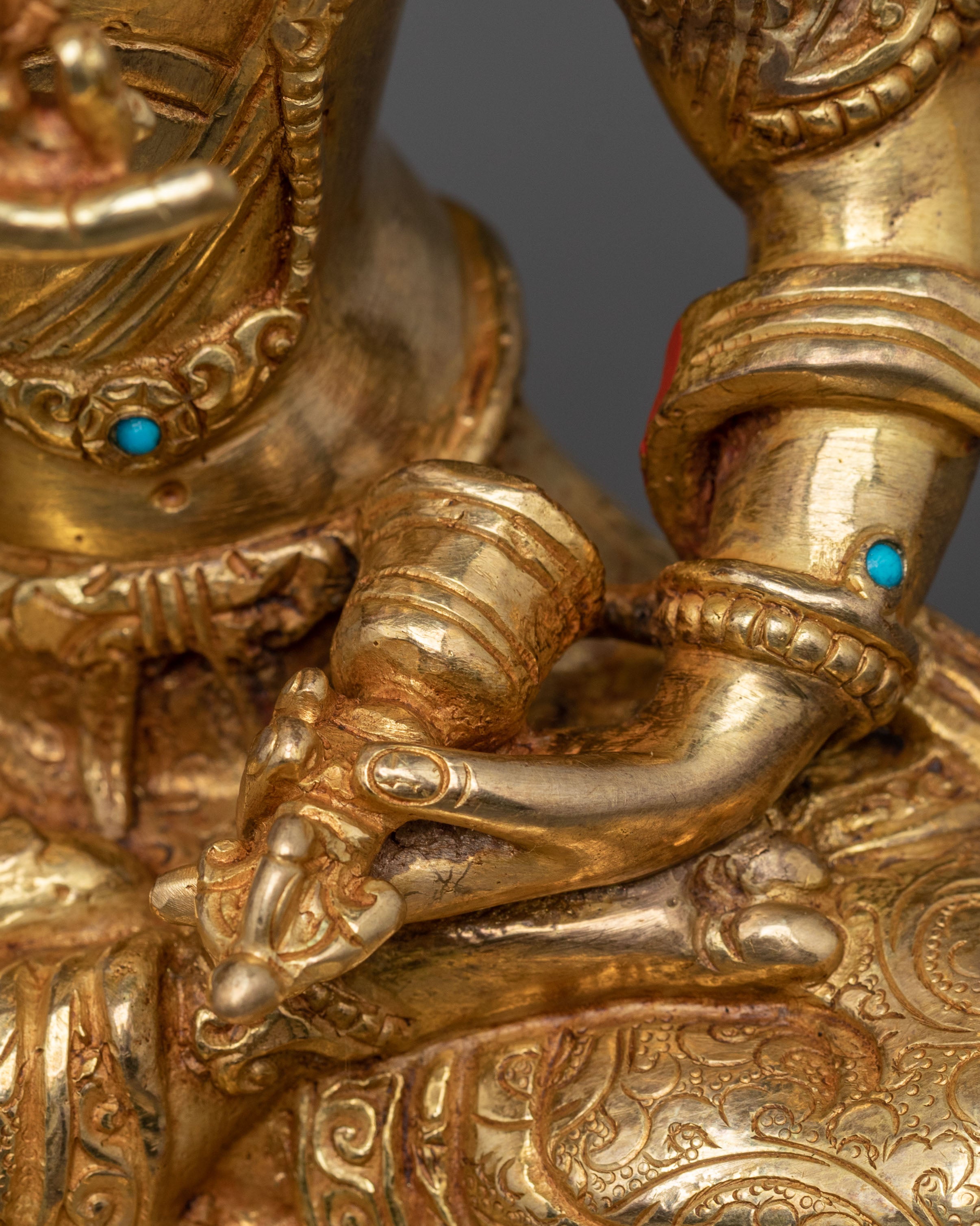 Vajrasattva Statue: Divine Purification Deity