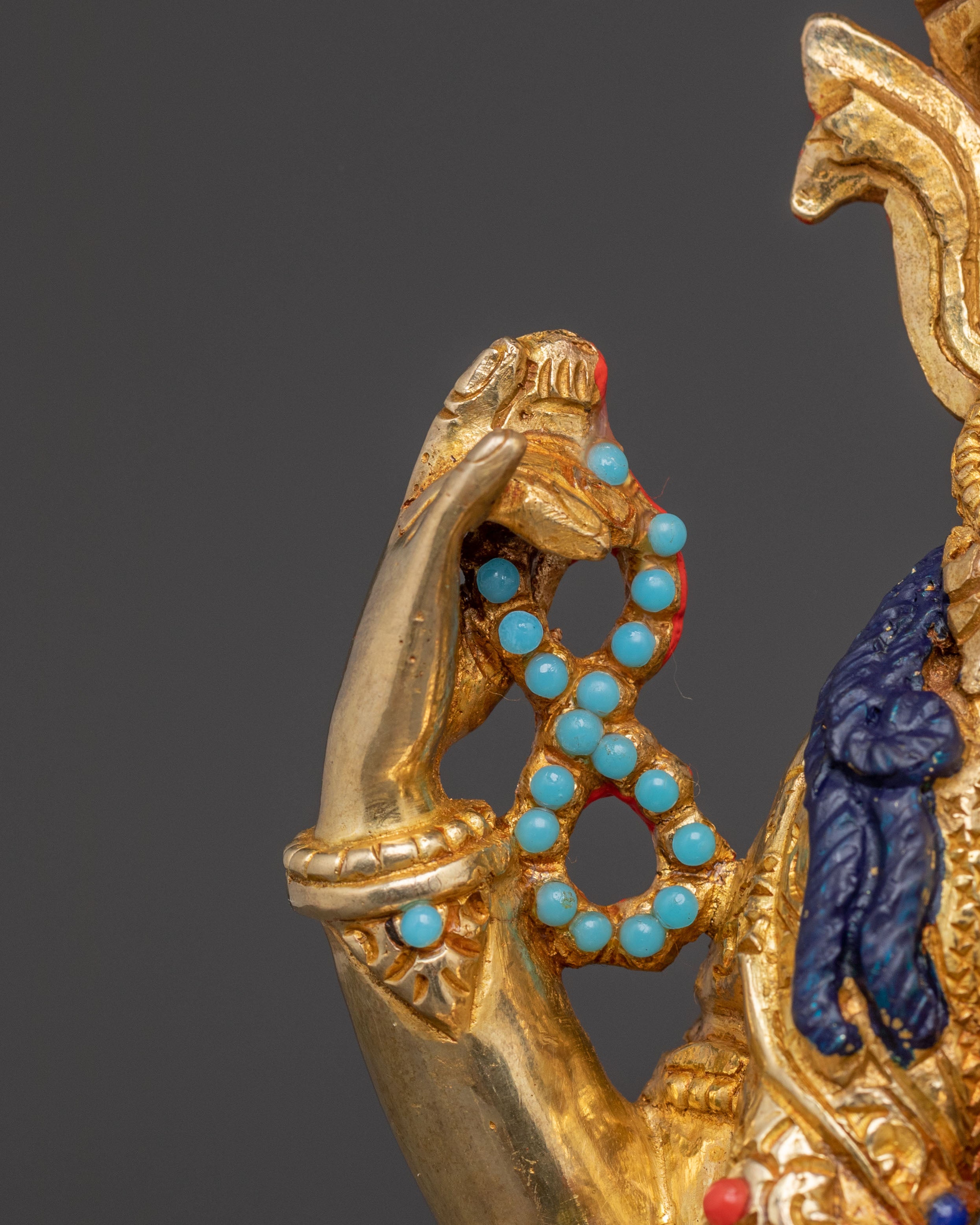 Chenrezig Bodhisattva Sacred Statue – 24K Gold Gilded Art