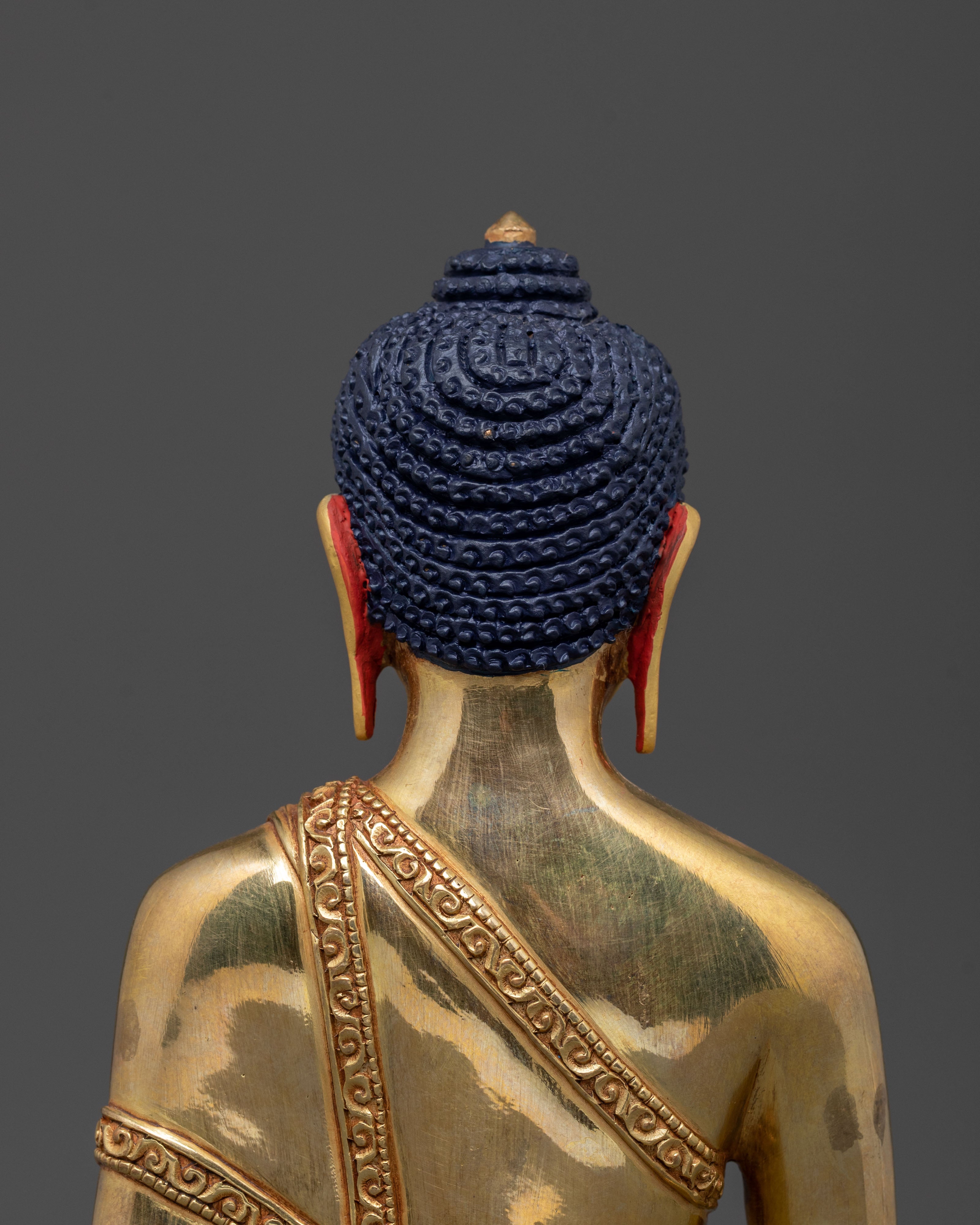 Shakyamuni Buddha Statue Radiates Enlightenment