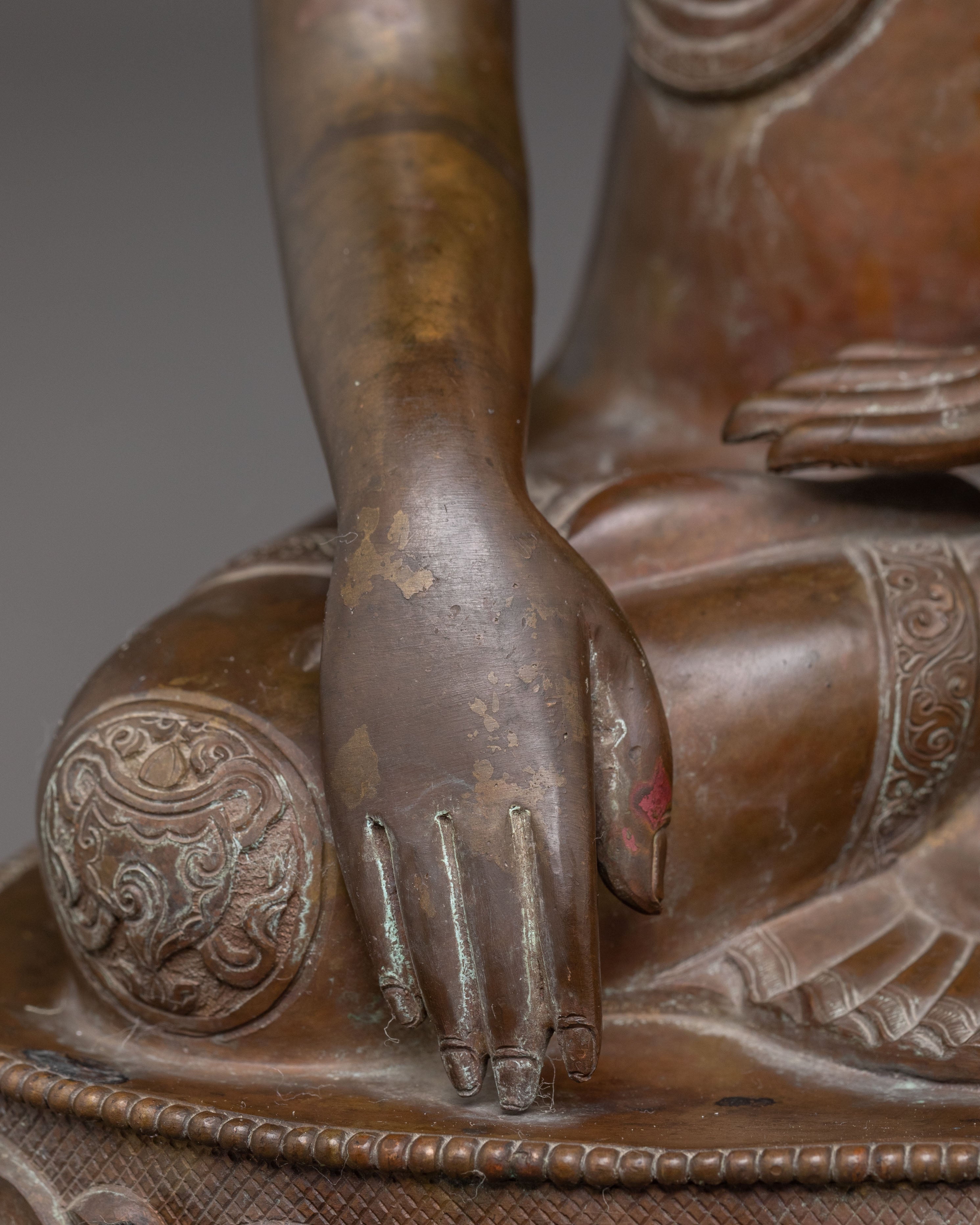 Teacher of Dharma Oxidized Buddha Shakyamuni Statue – Antique Copper