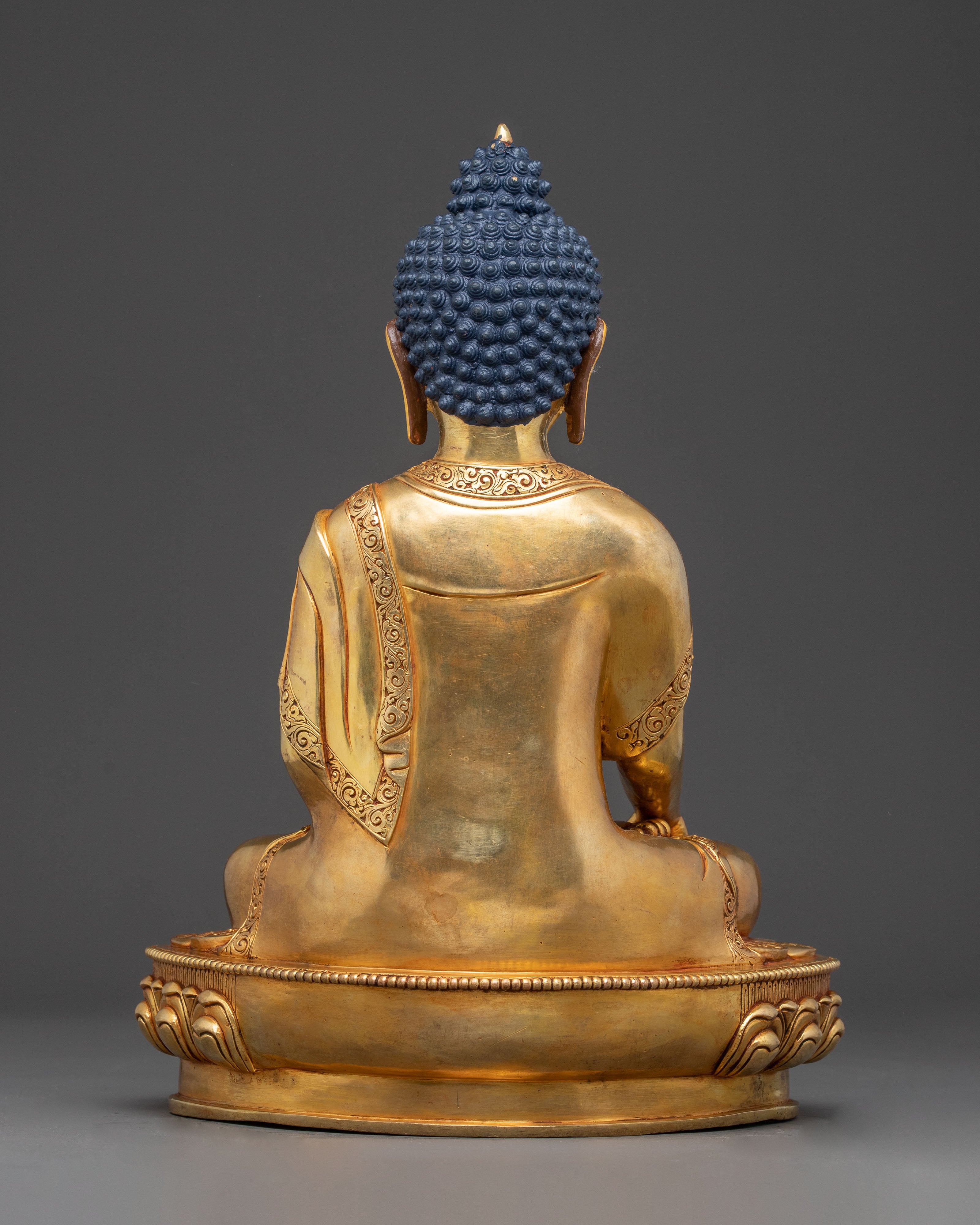 Shakyamuni Buddha Statue: Attain Peace and Freedom