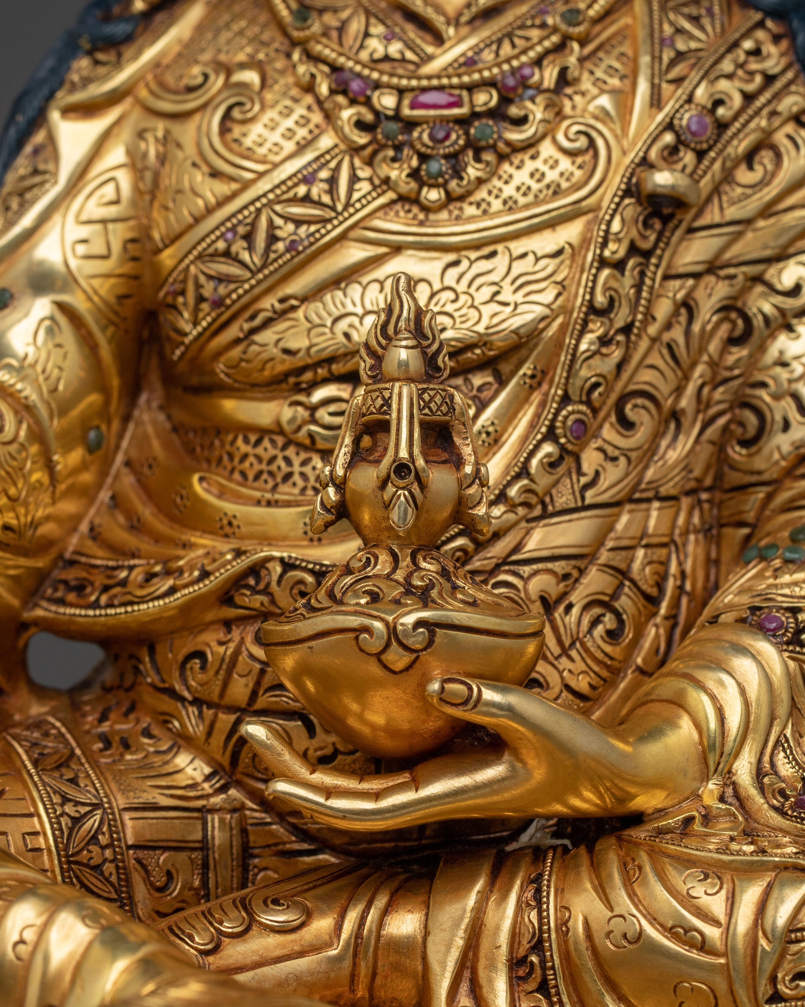 Guru Rinpoche Enlightenment Statue: Buddhist Altar Decoration