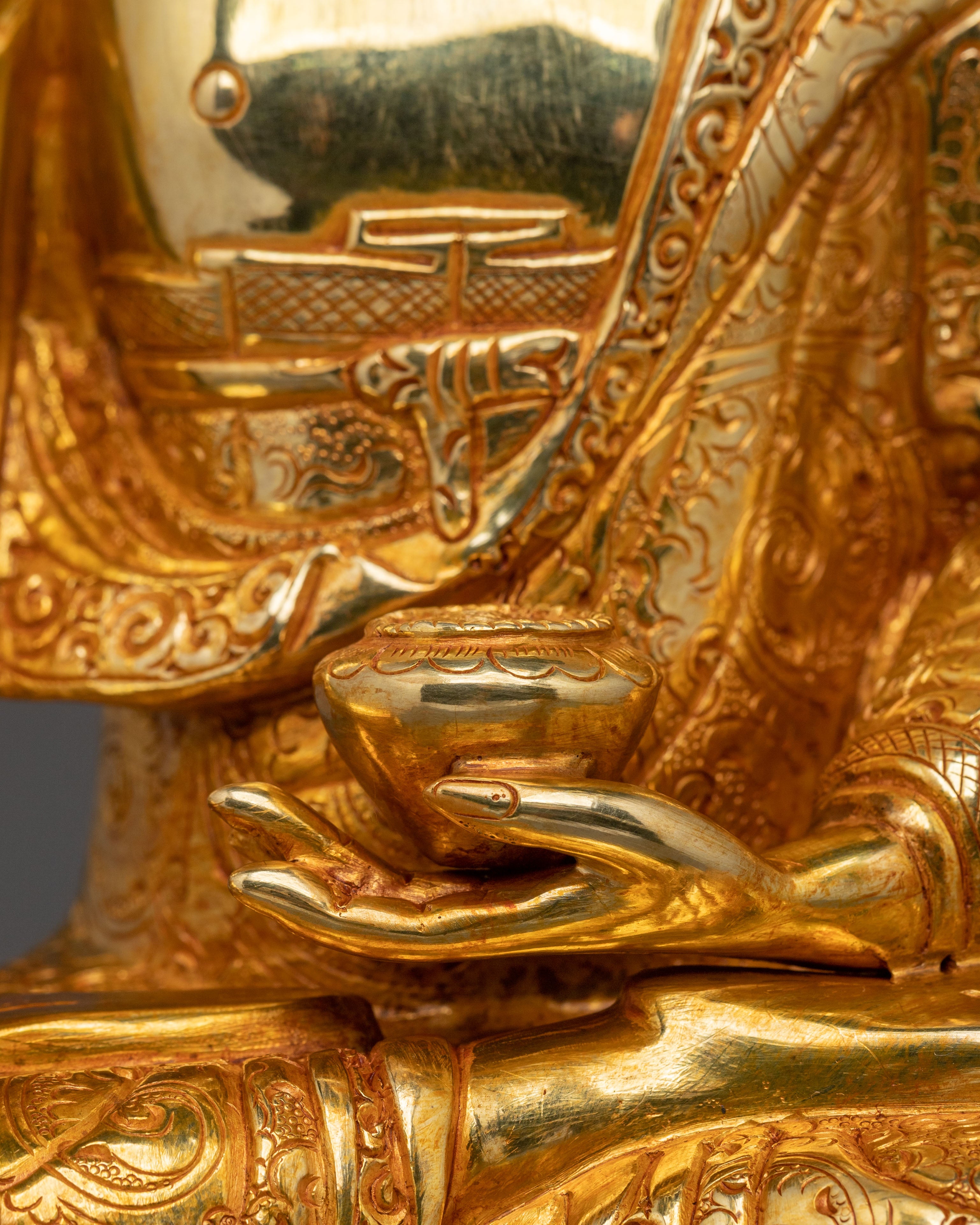 Shakyamuni Buddha Figurine | Enlightened One