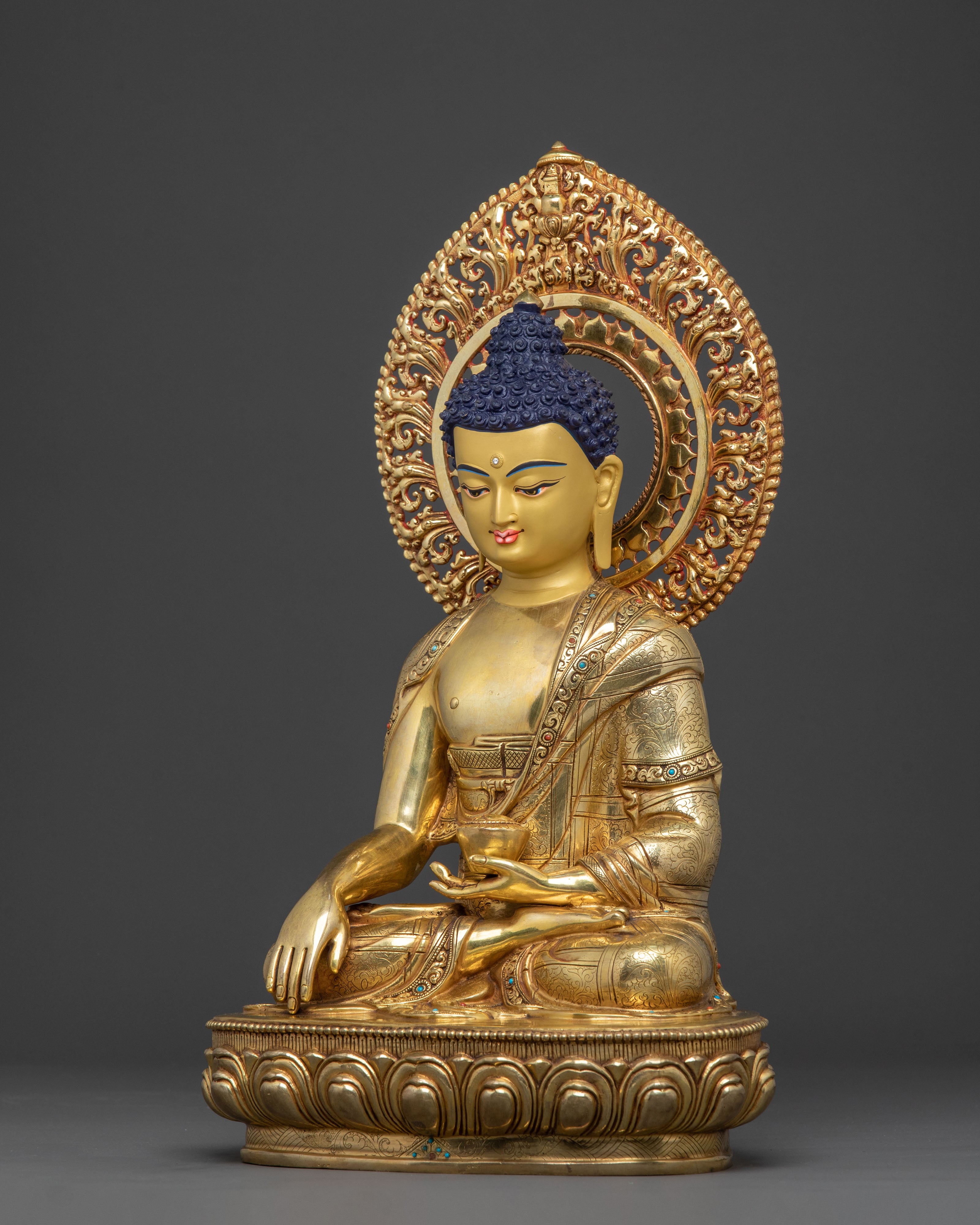 Handmade Shakyamuni Buddha Himalayan Statue