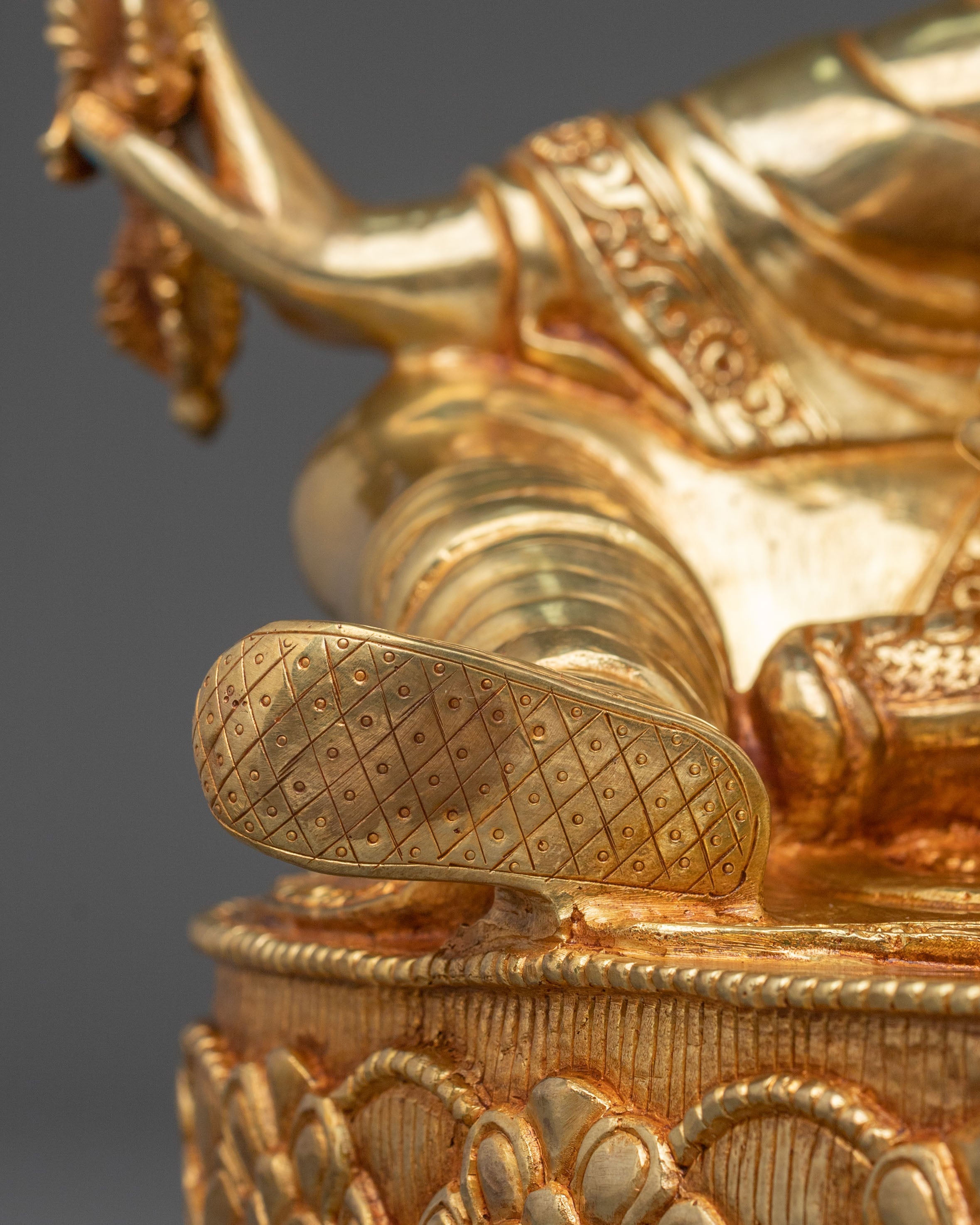 Guru Rinpoche Sculpture | Tibetan Precious Master