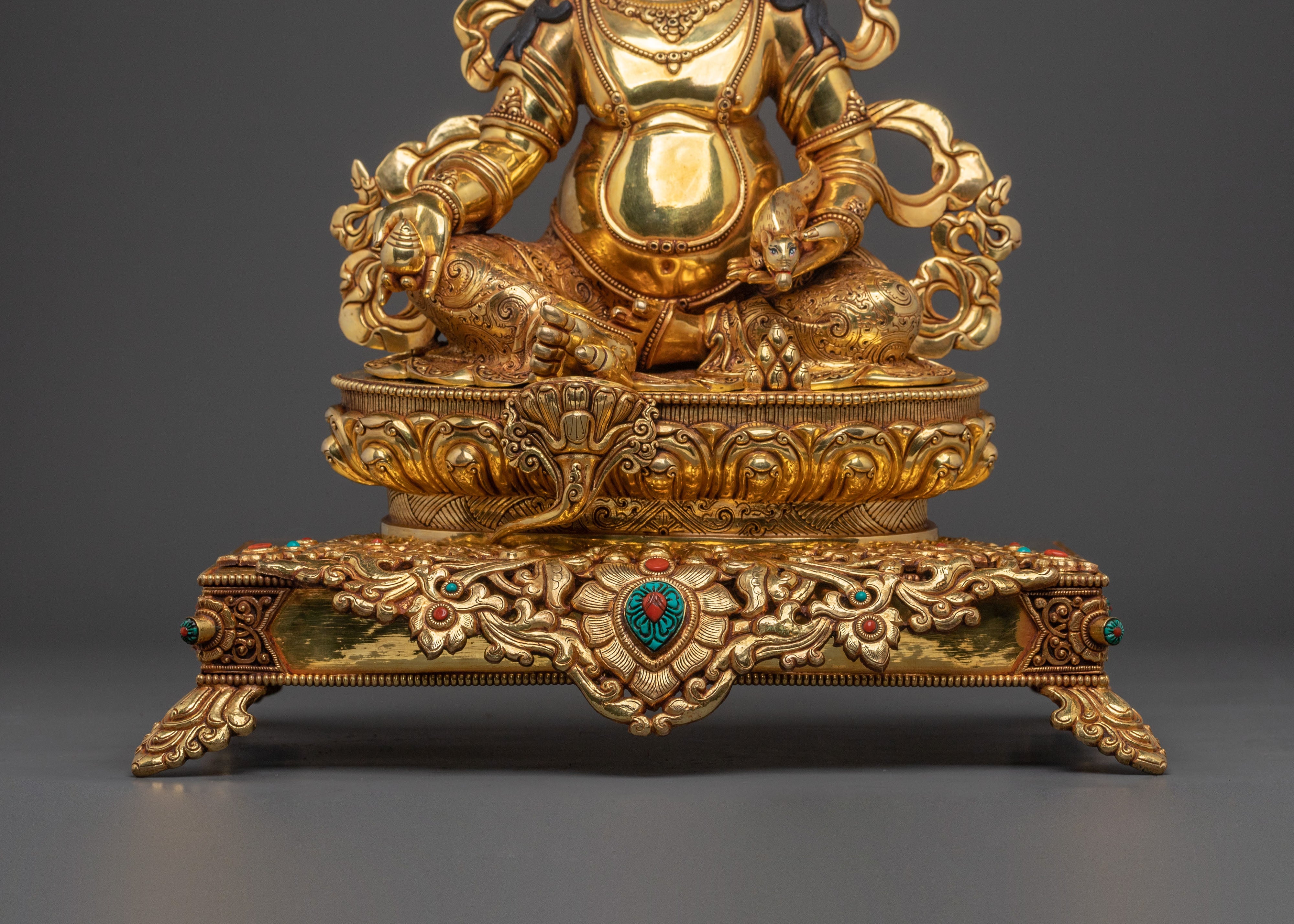 Dzambhala Divine Statue on Throne | Tibetan Wealth Deity