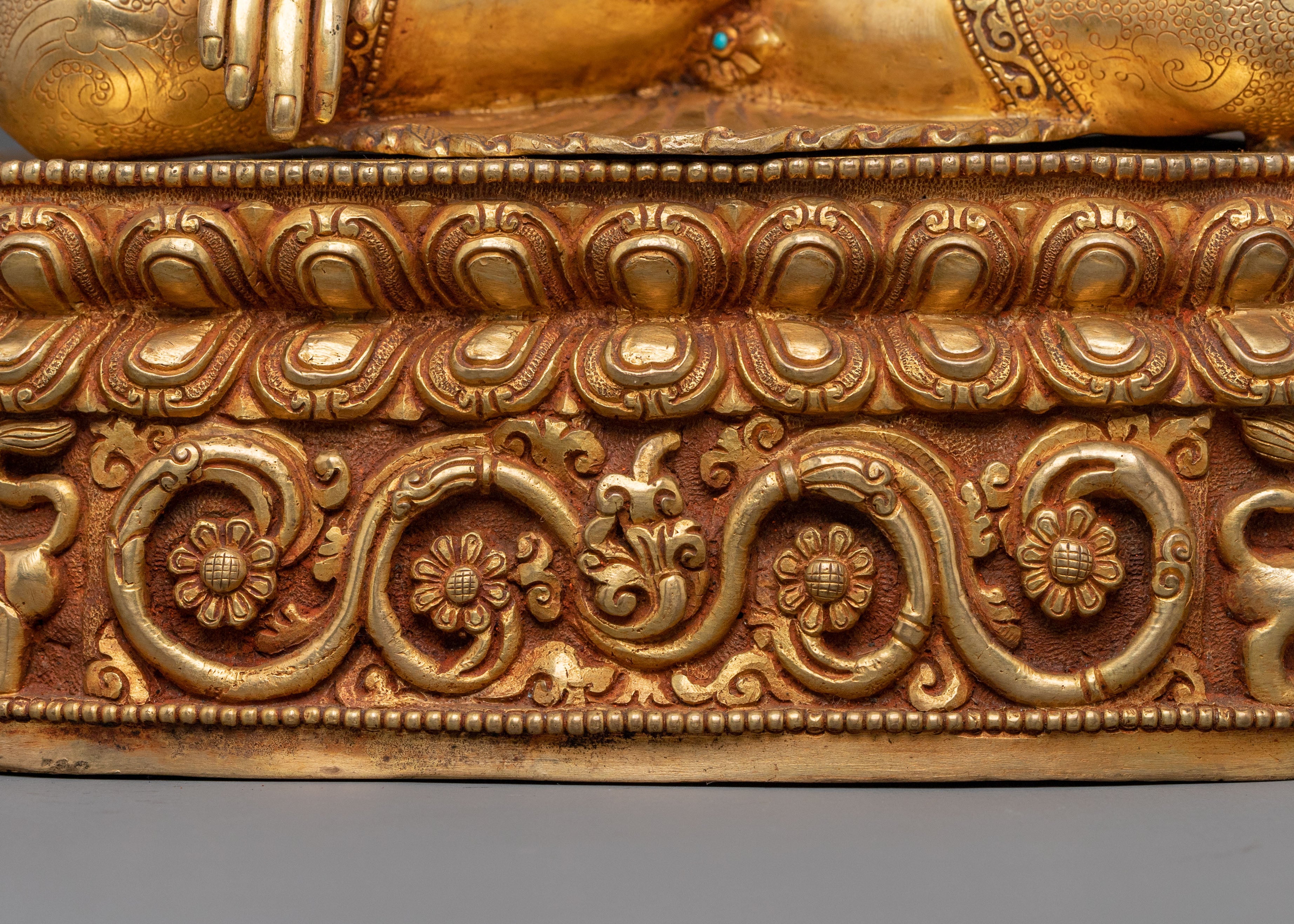 Crown Shakyamuni Buddha Statue | Eternal Peace