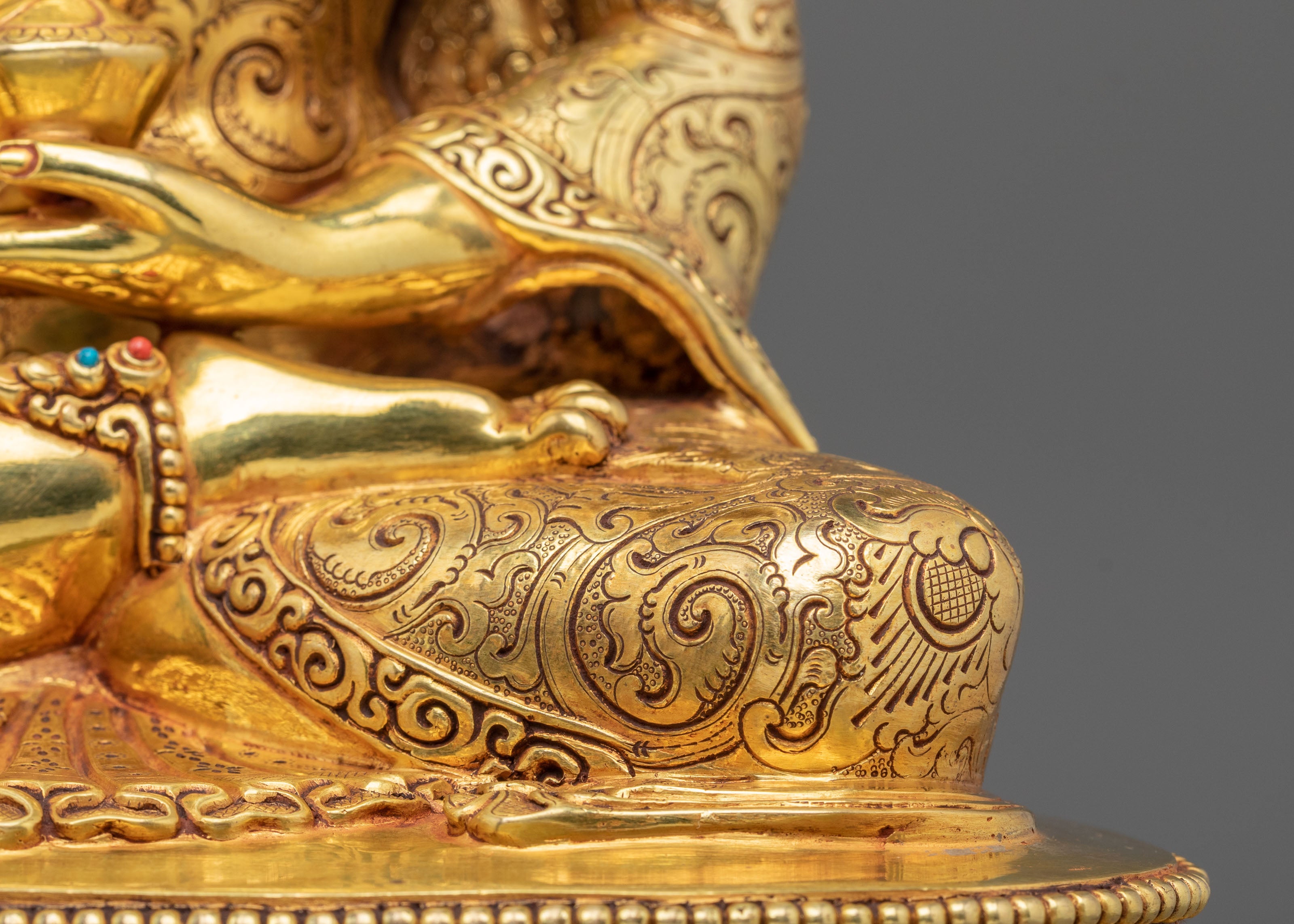 Crown Shakyamuni Buddha Statue | Founder of Buddhism