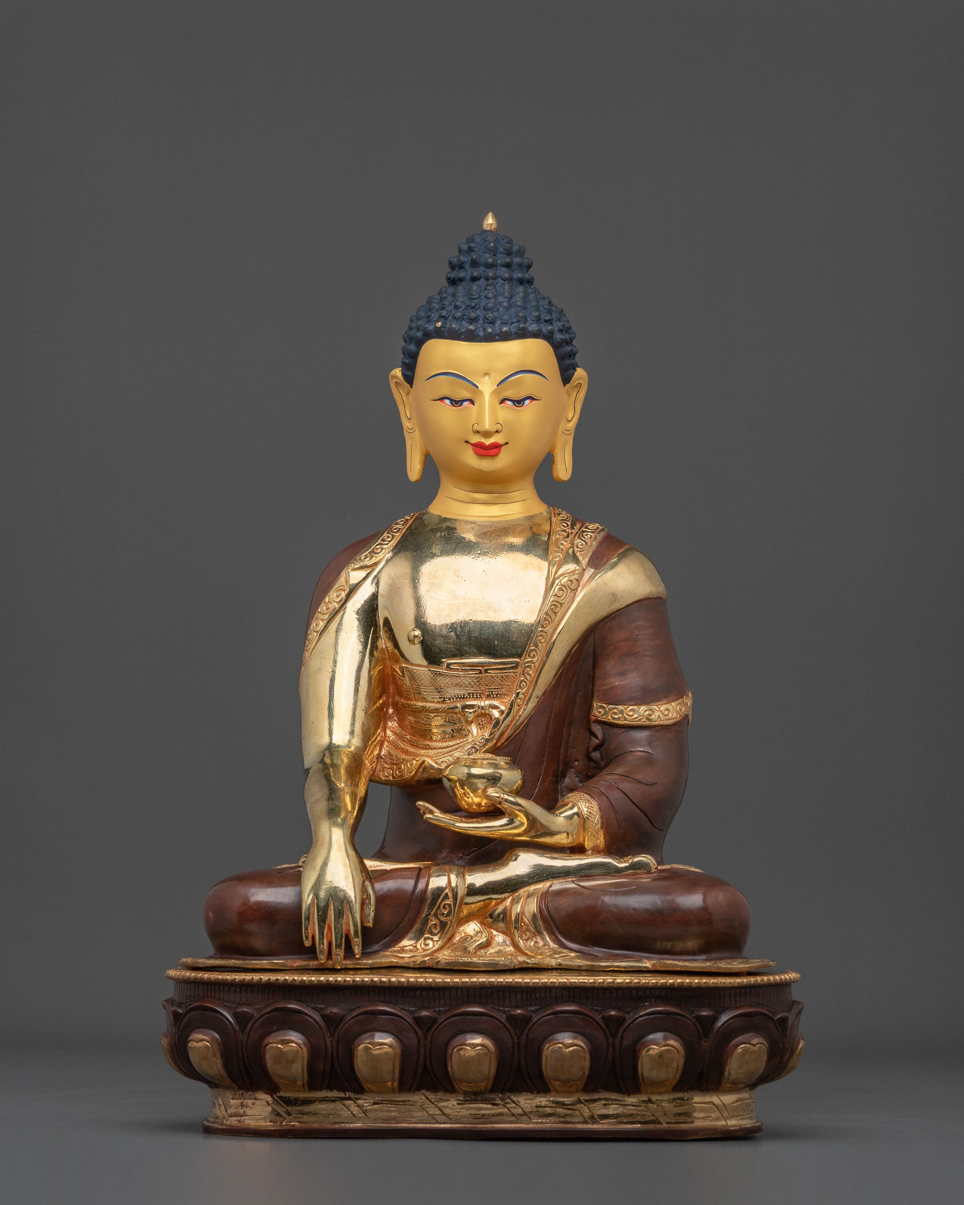 Sage Shakyamuni Buddha Sculpture | Gilded Copper Artistry