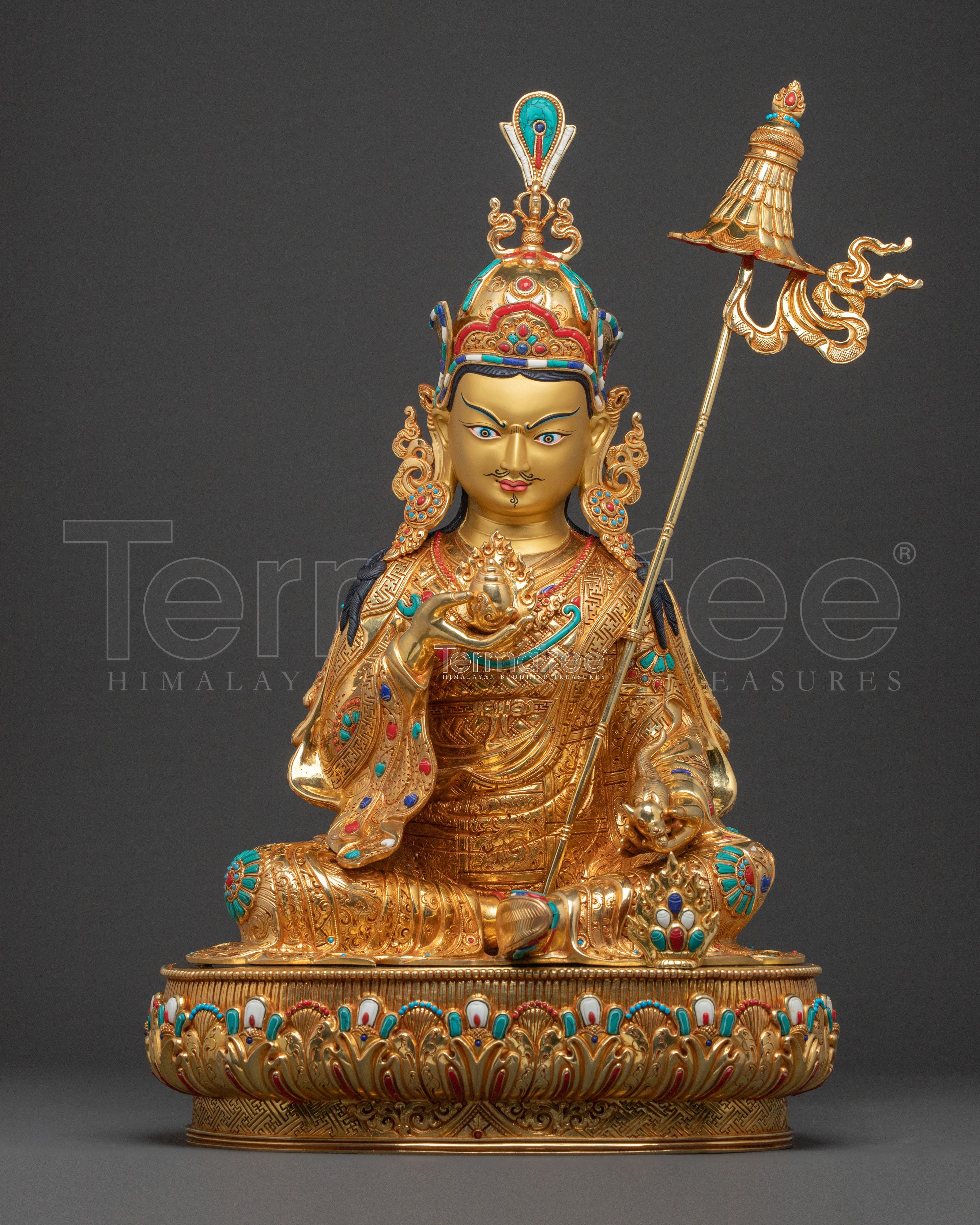 Guru Norla Statue 