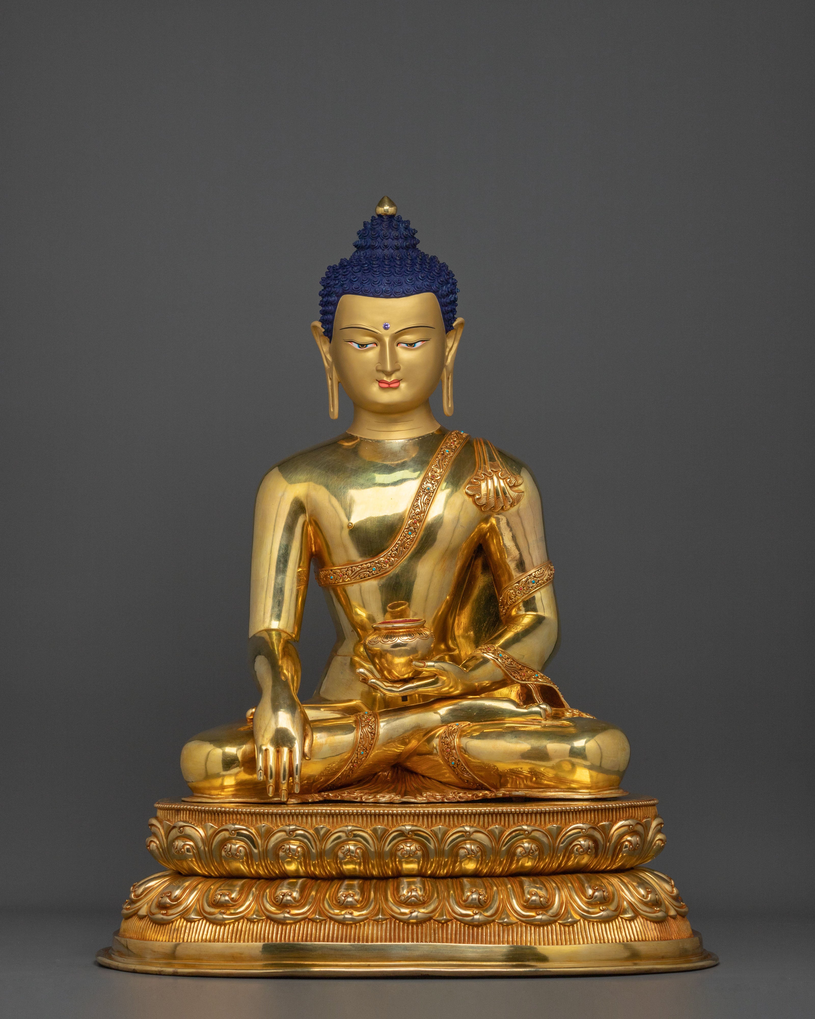 Shakyamuni Buddha Statue of Divine Knowledge