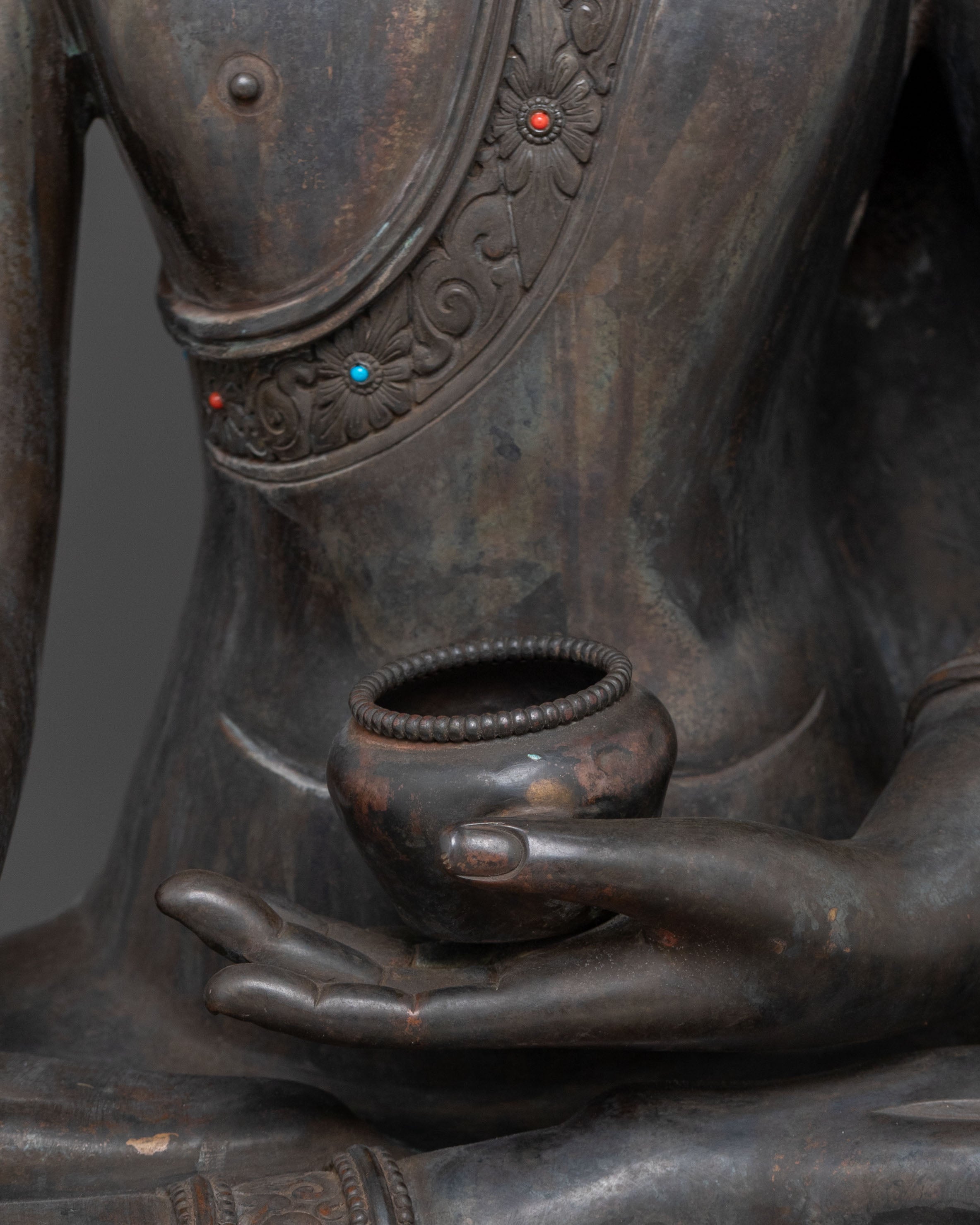 Traditional Shakyamuni Buddha Statue | Historical Buddha