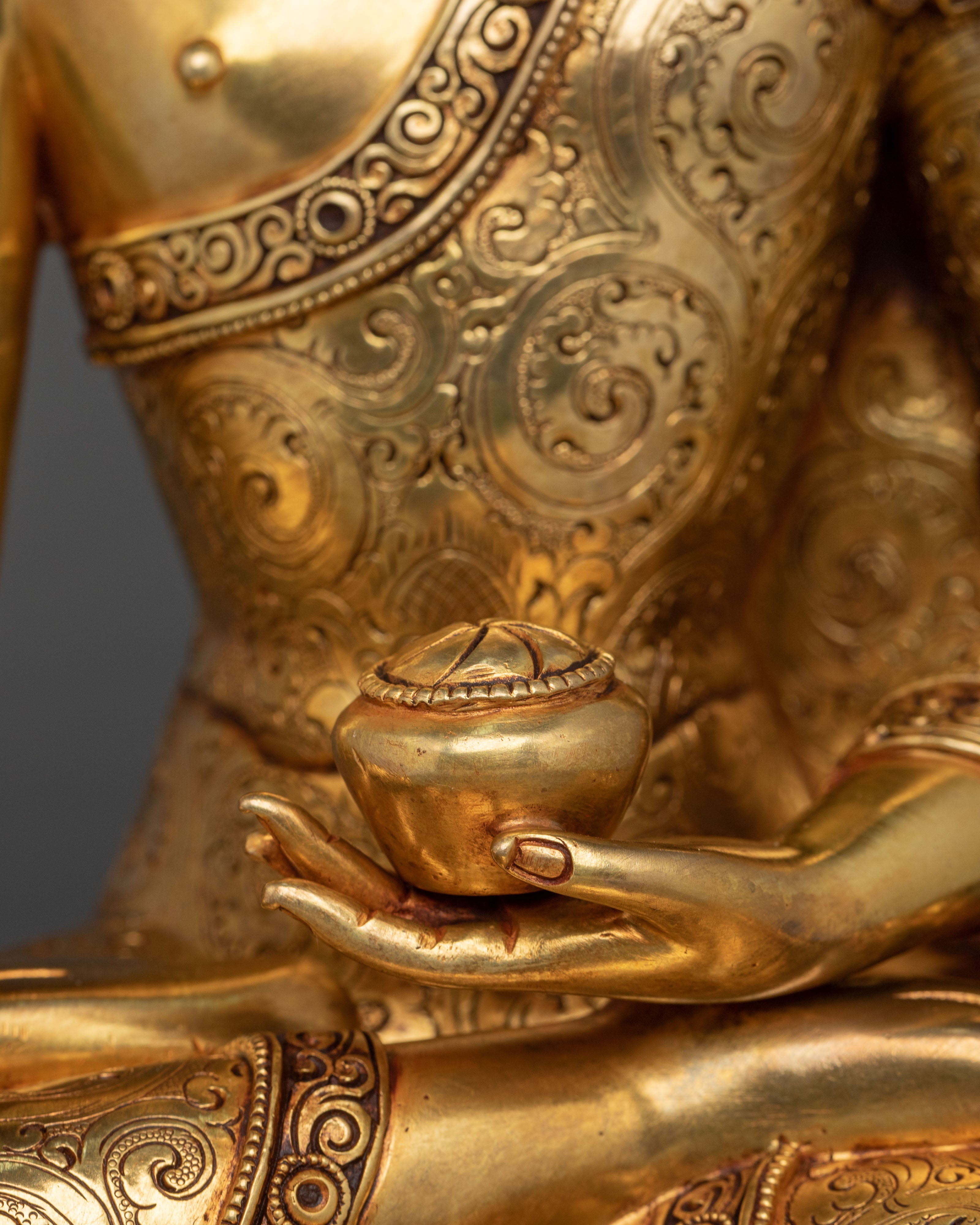Shakyamuni Buddha Figurine | The Enlightened One
