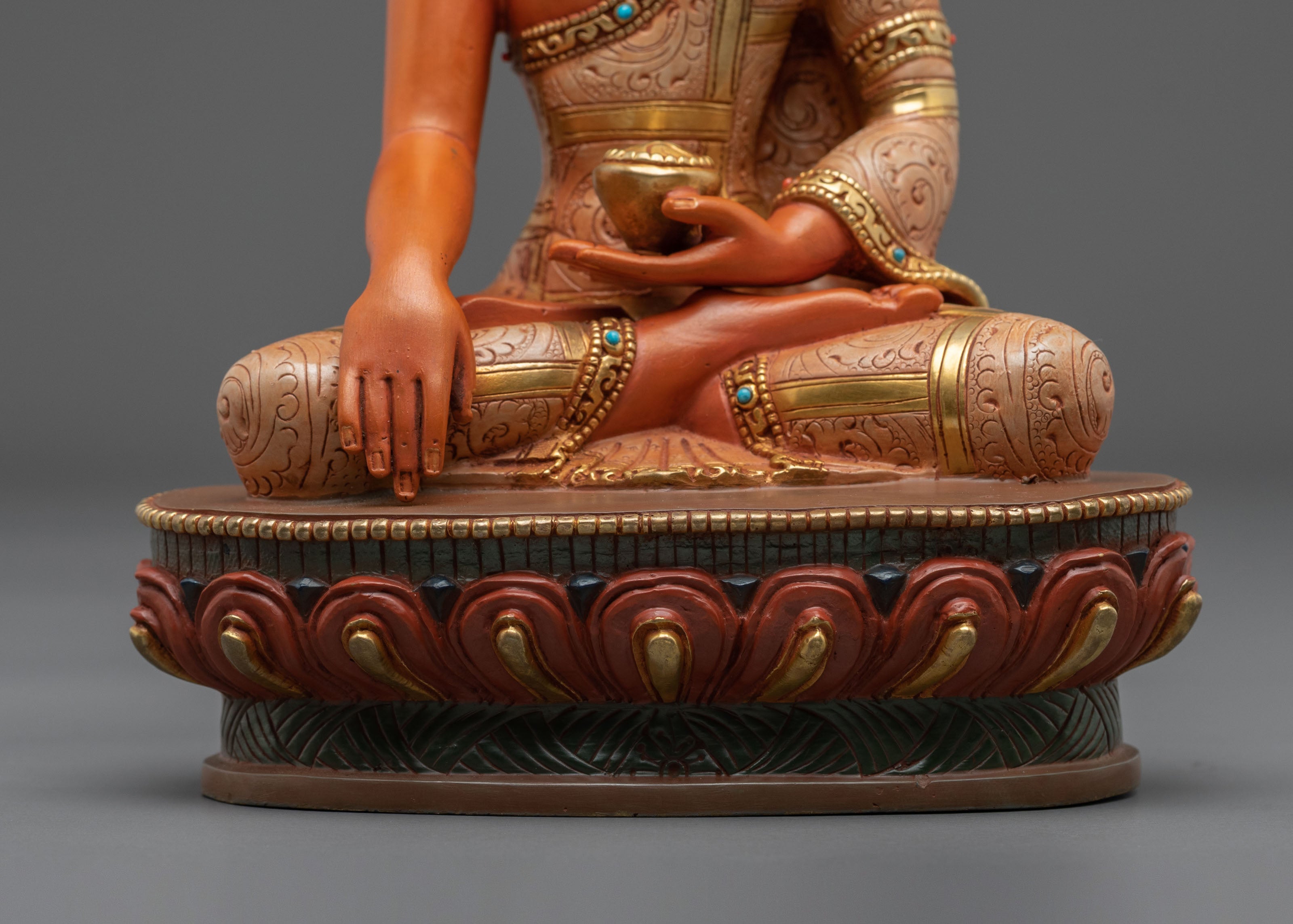Shakyamuni Buddha Sacred Buddhist Rupa in 24K Gold