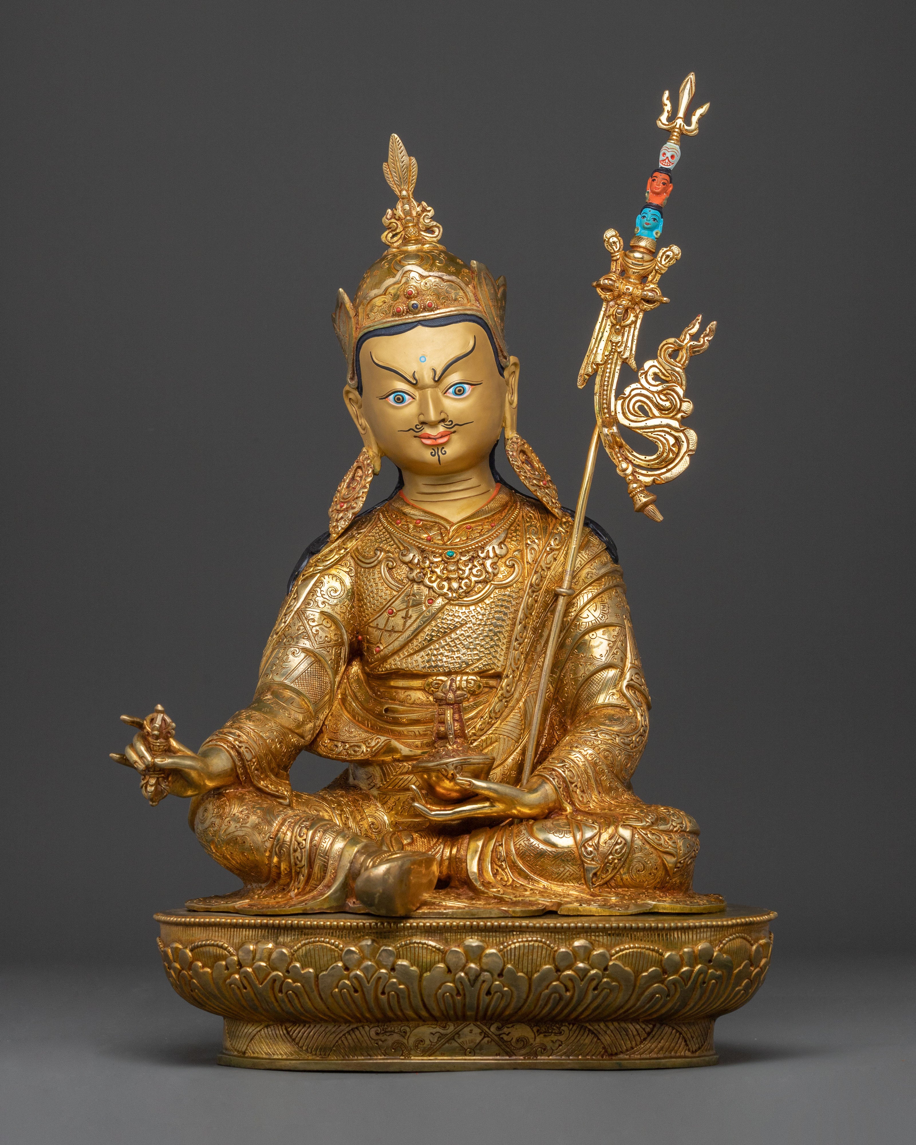 Guru Rinpoche Statue