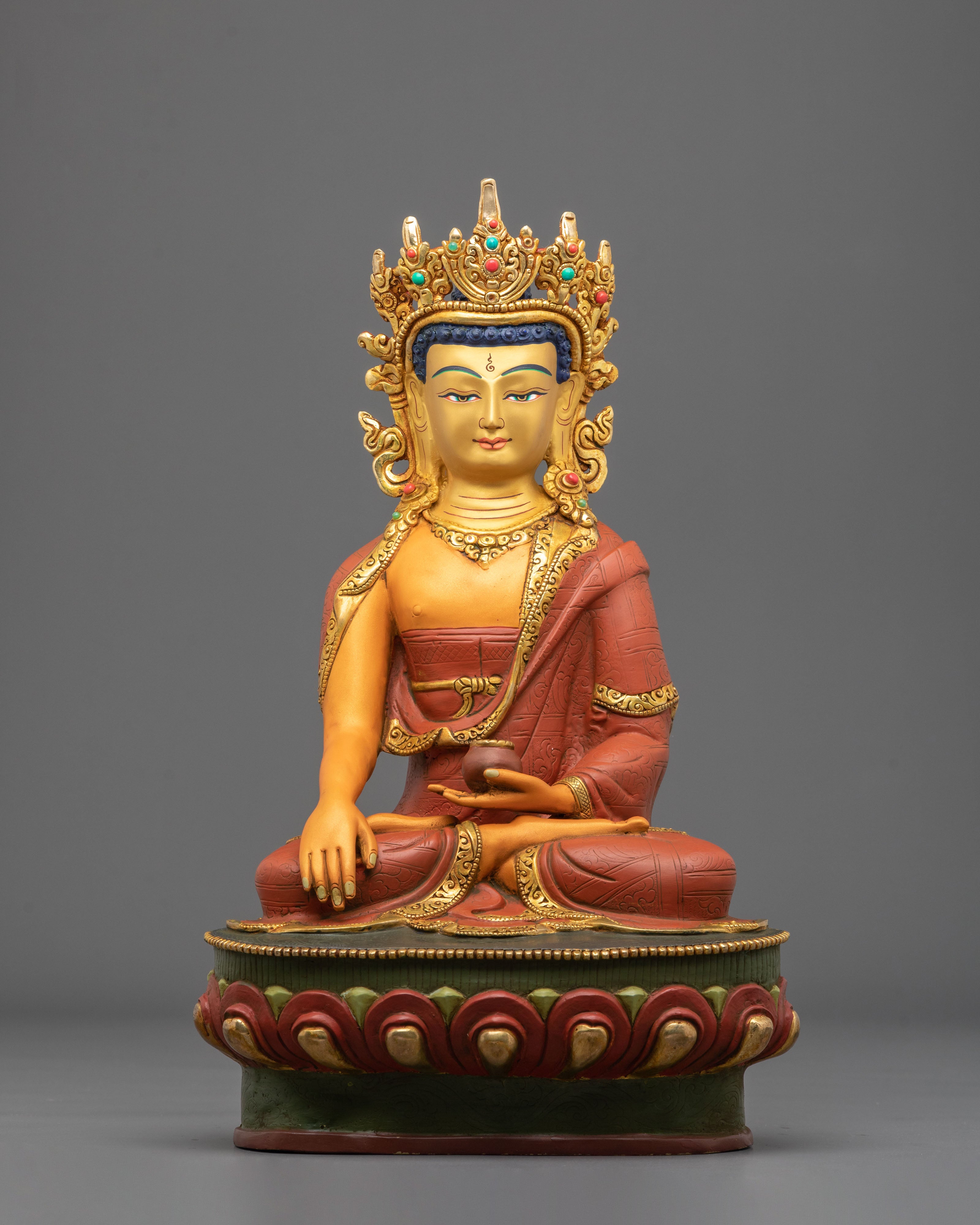 Crown Shakyamuni Buddha Sculpture